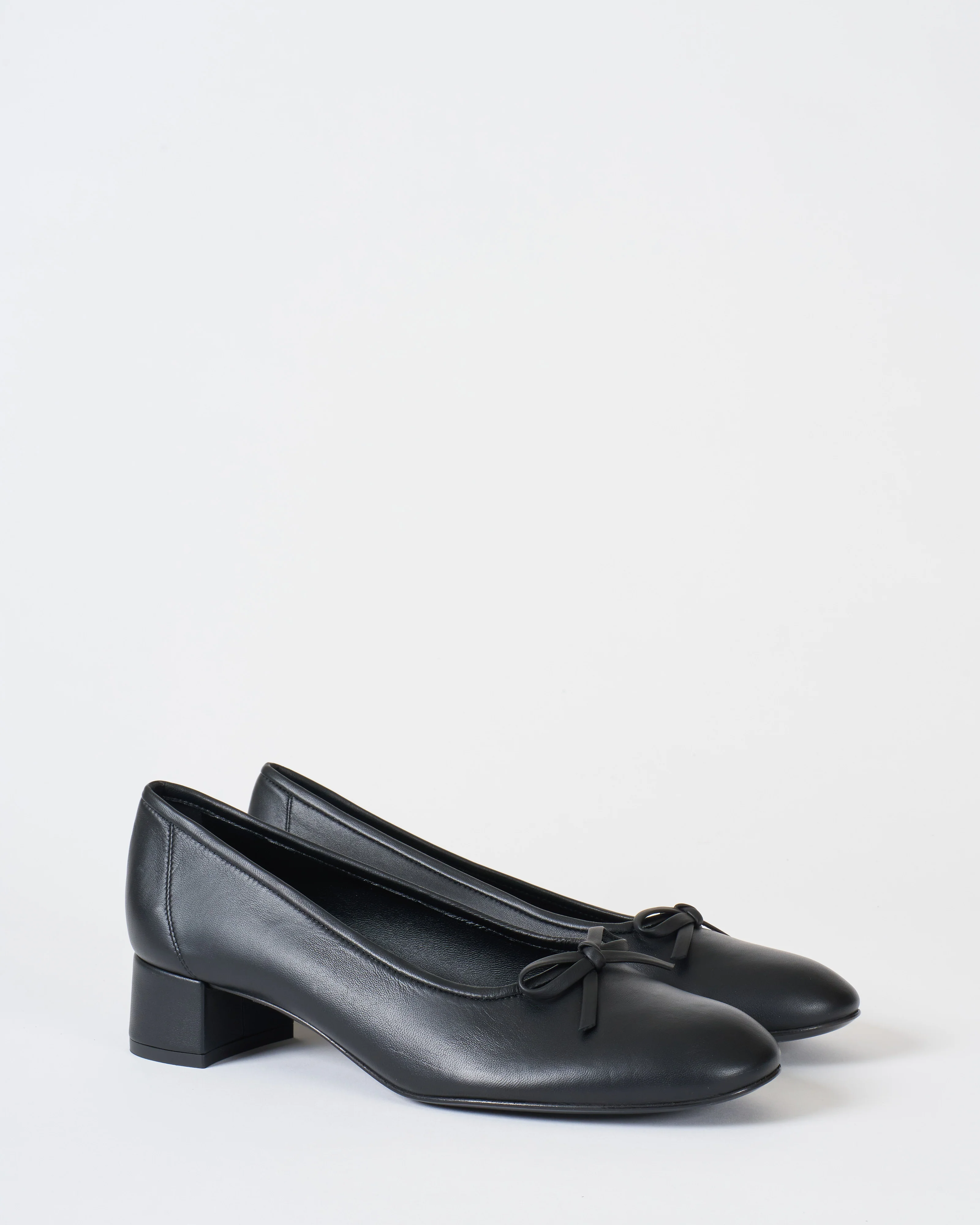 kris heel - Image 4