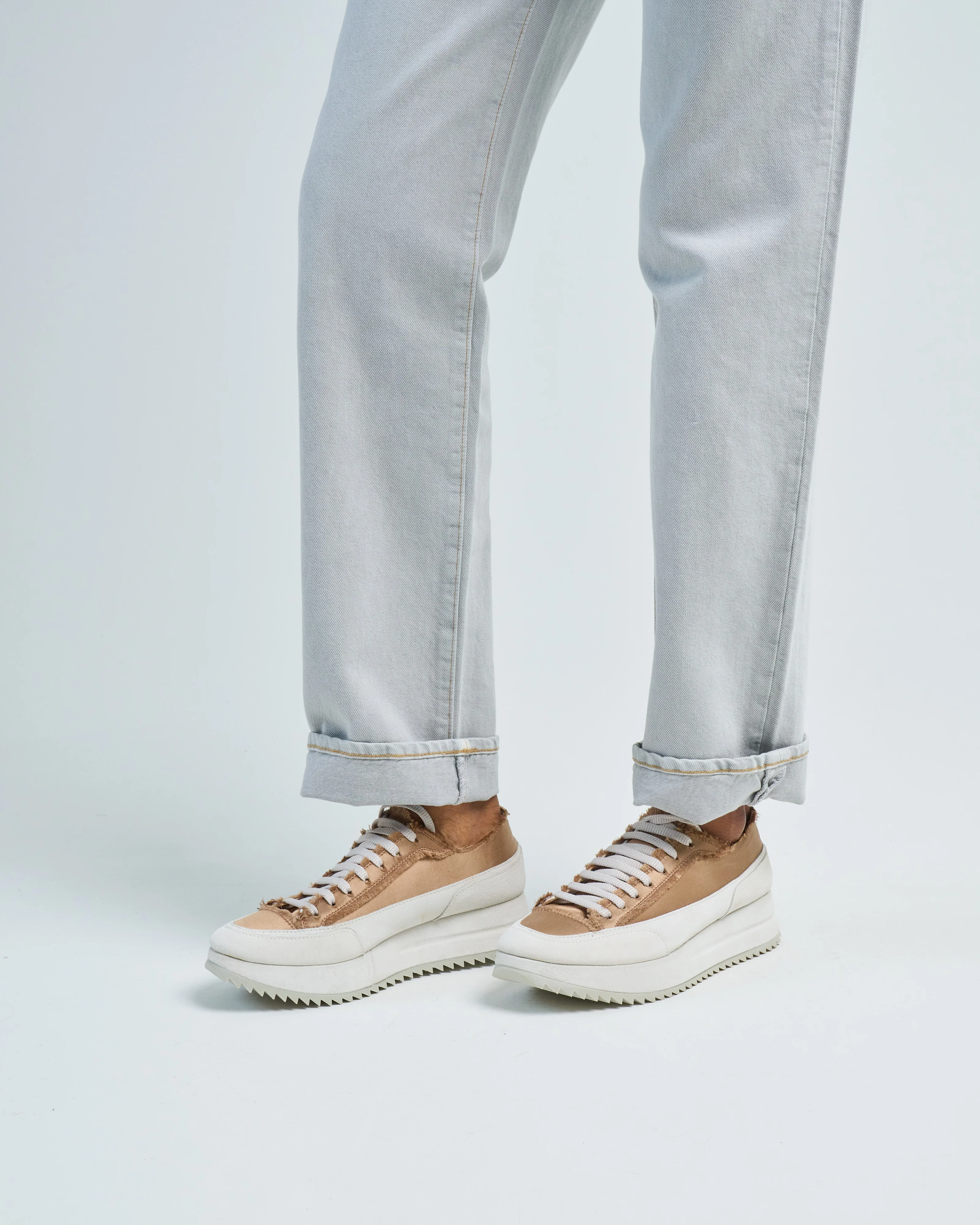 orella sneaker - Image 2