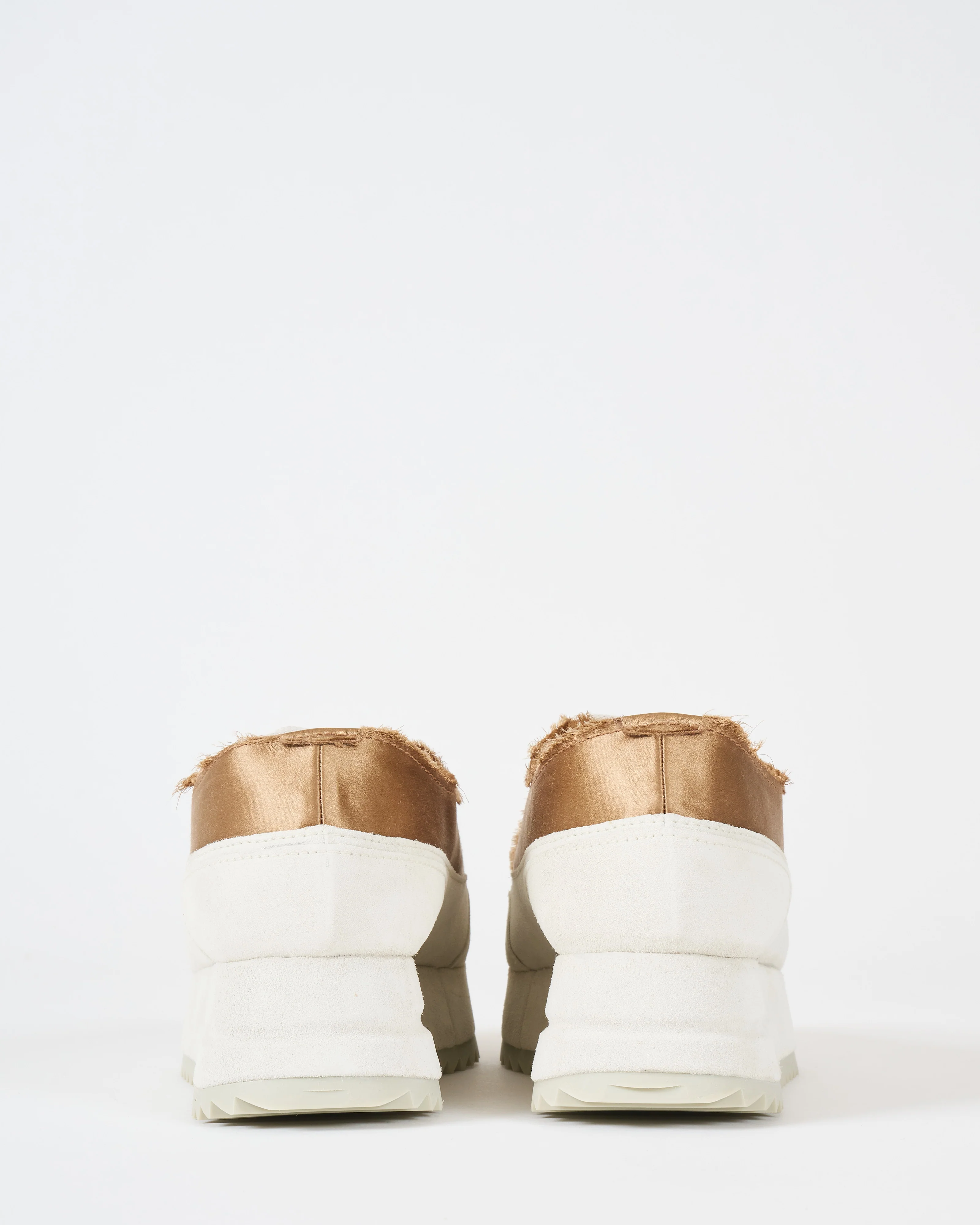 orella sneaker - Image 4