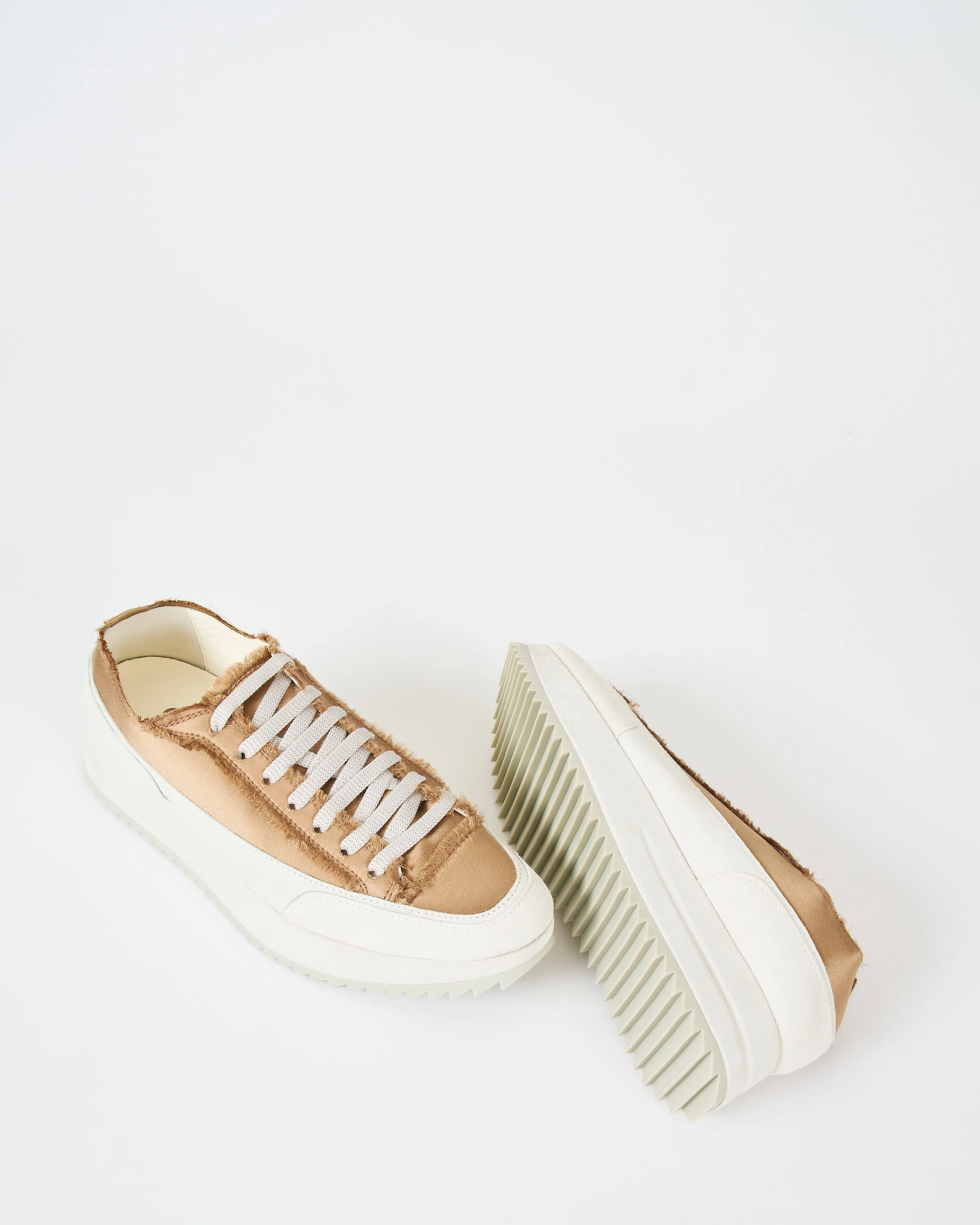 orella sneaker - Image 6
