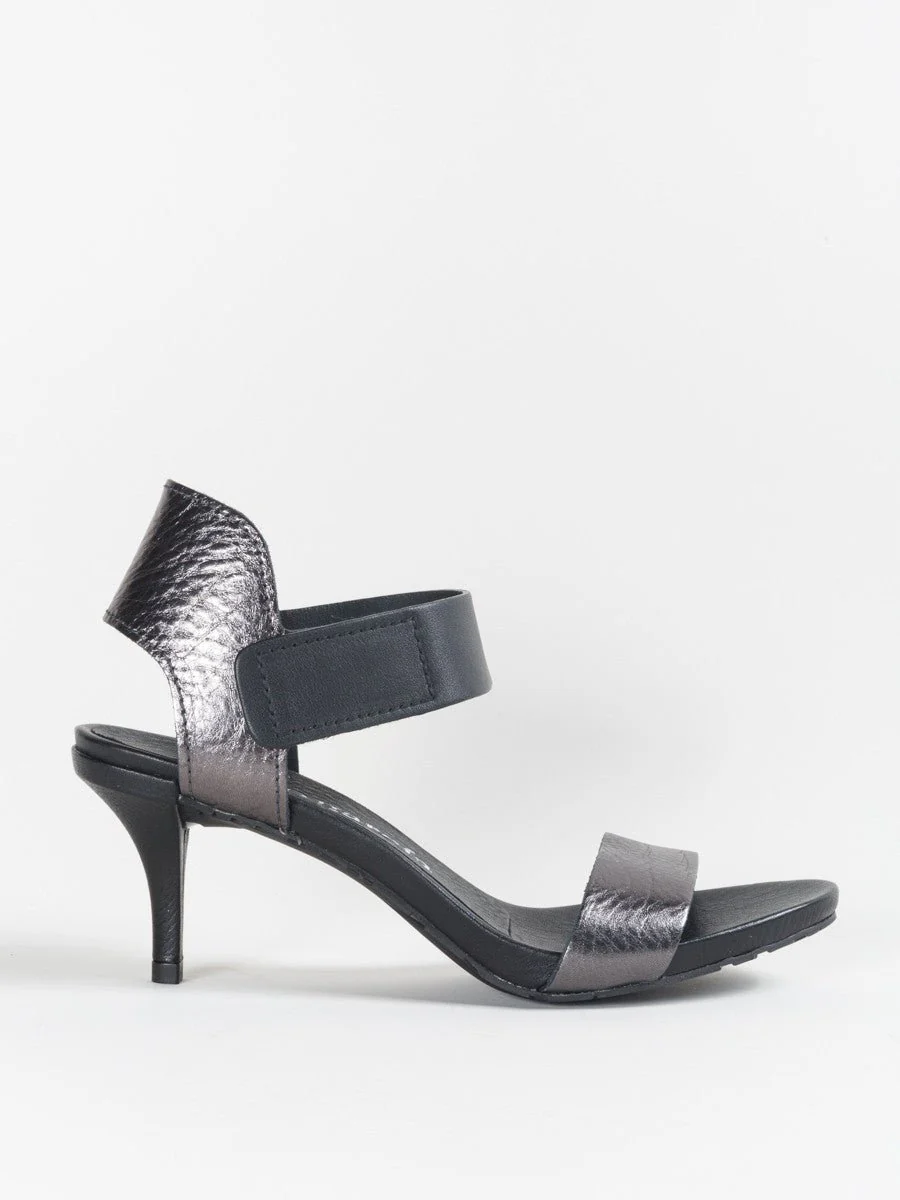 wendelin sandal