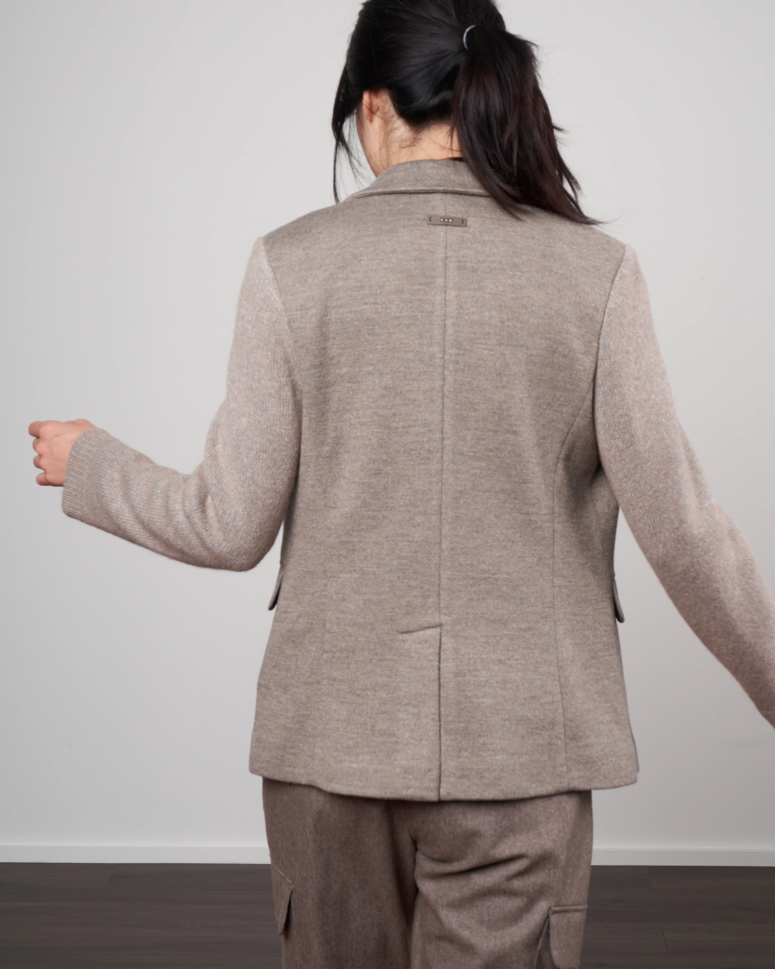 double wool blazer with knit sleeves - hazel grey melange - Image 4