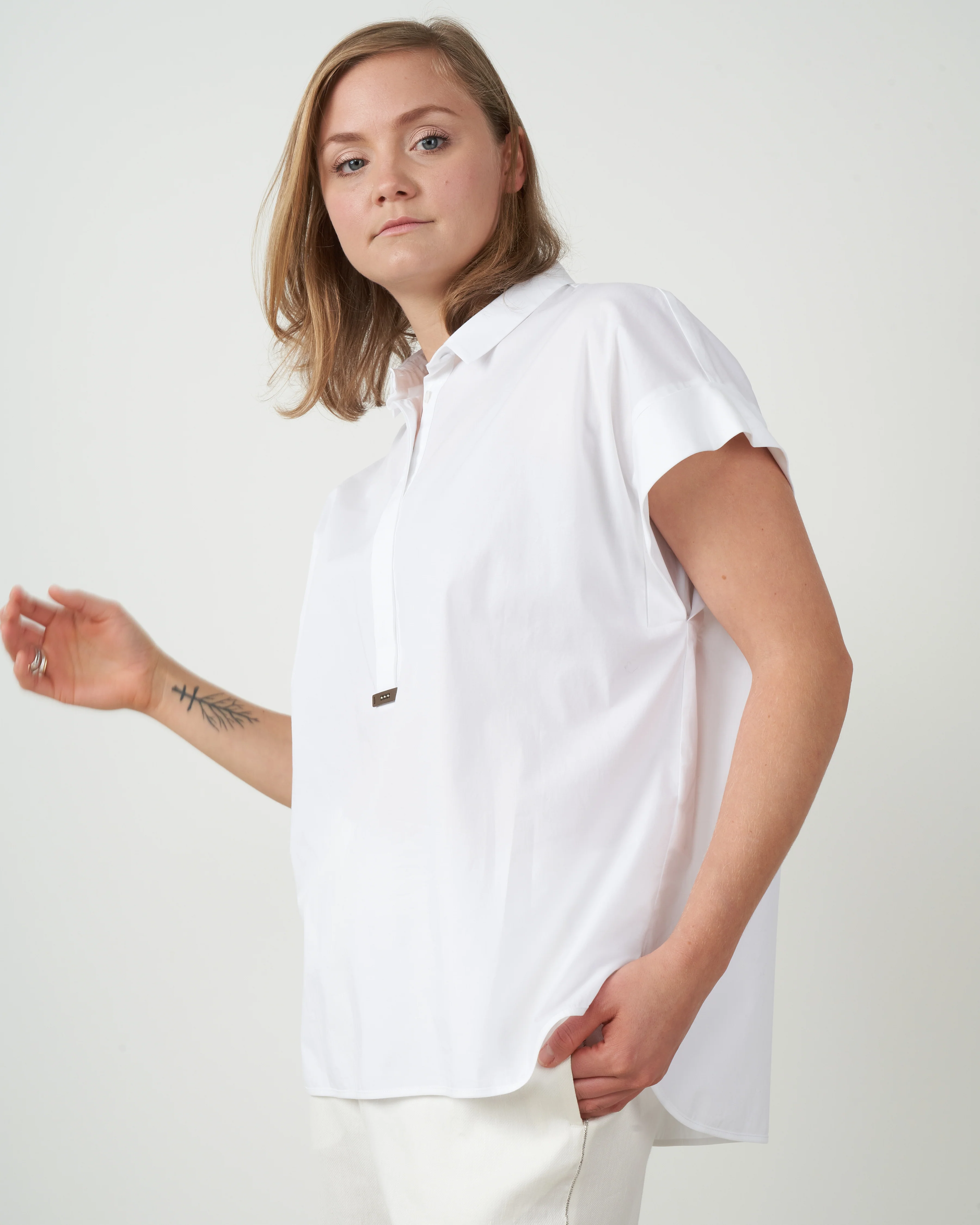 short-sleeve collared blouse - white - Image 2