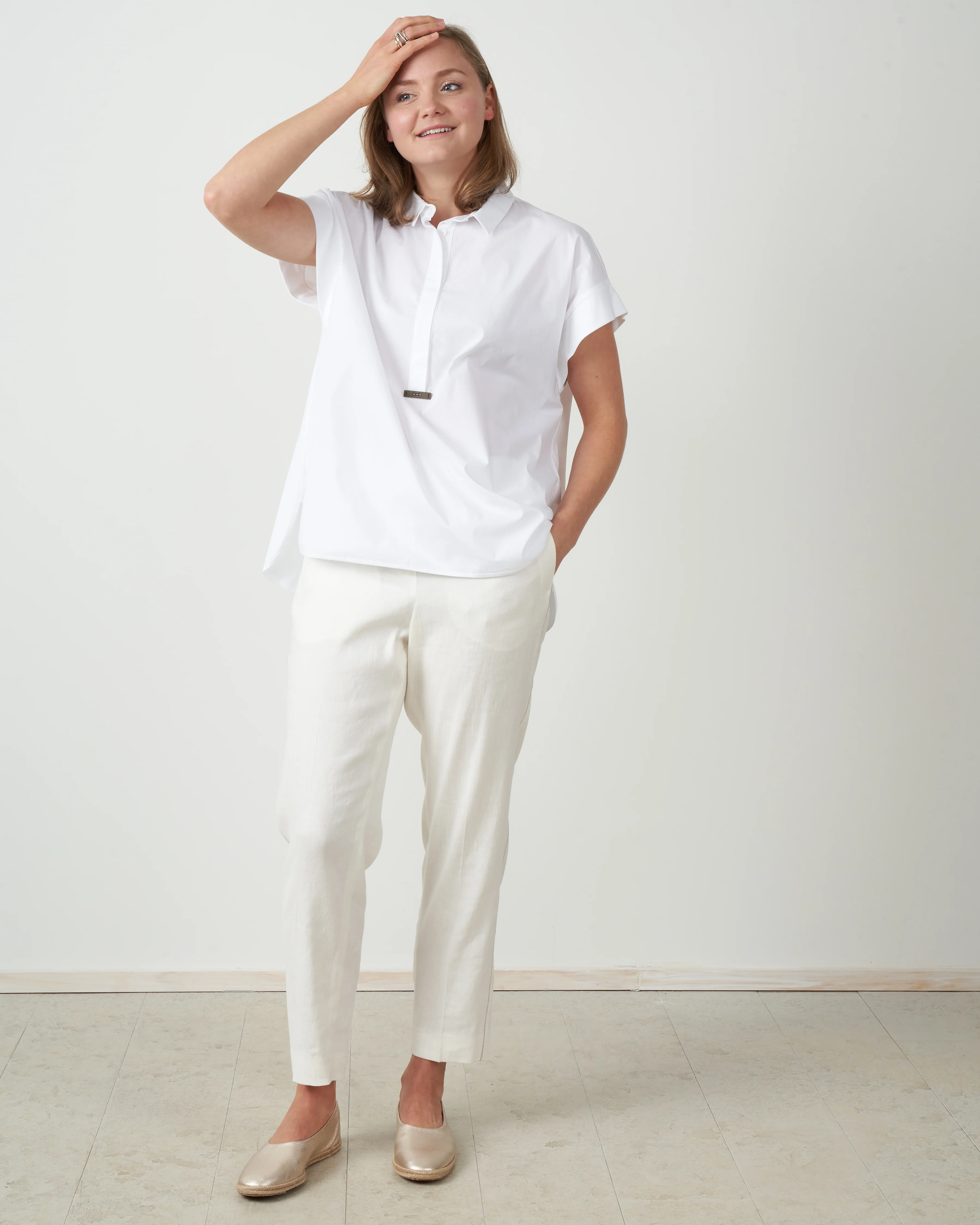 short-sleeve collared blouse - white - Image 4