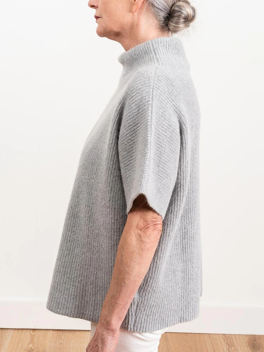 short sleeve sweater - Image 4