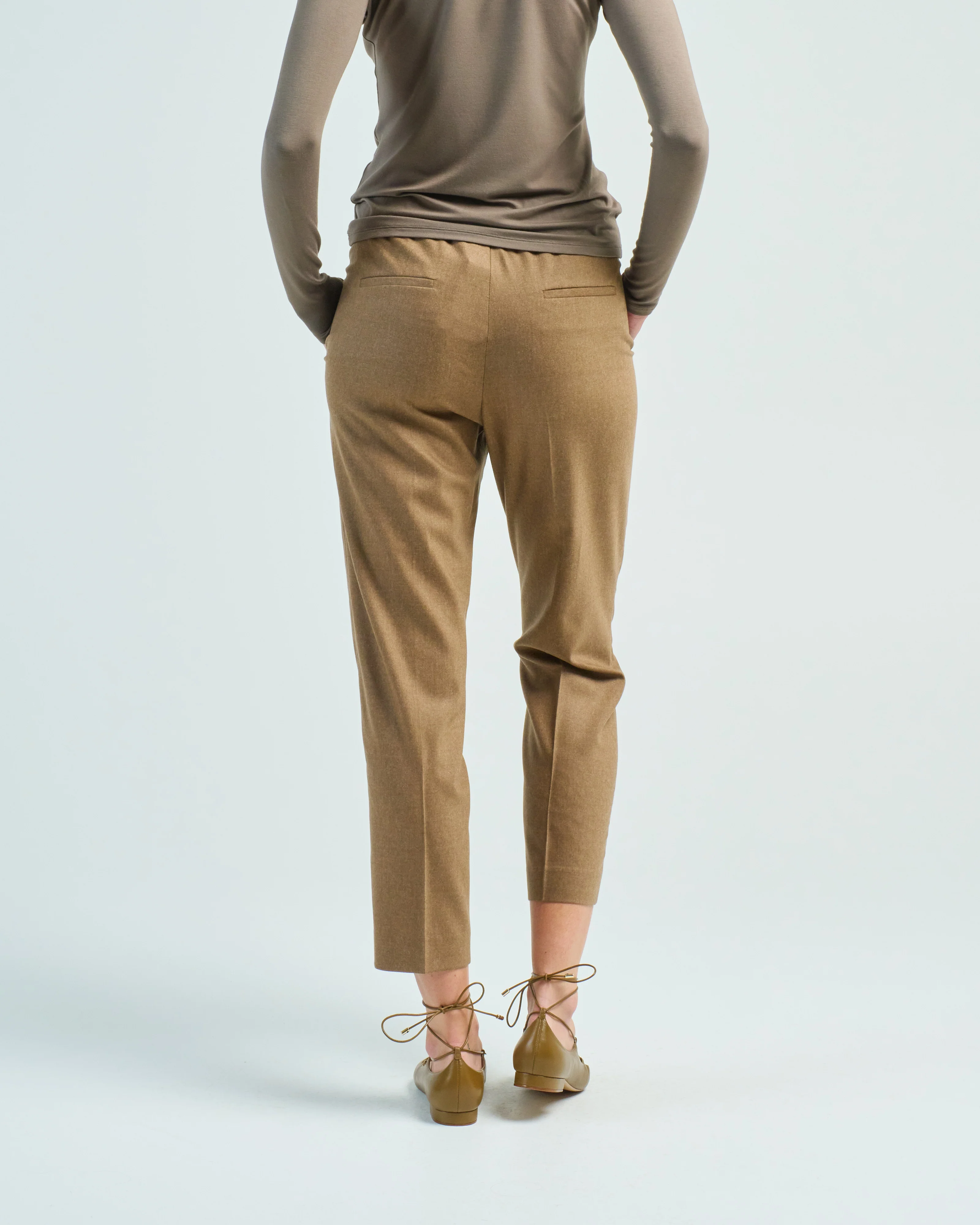 stretch cashmere and wool crop - Image 4