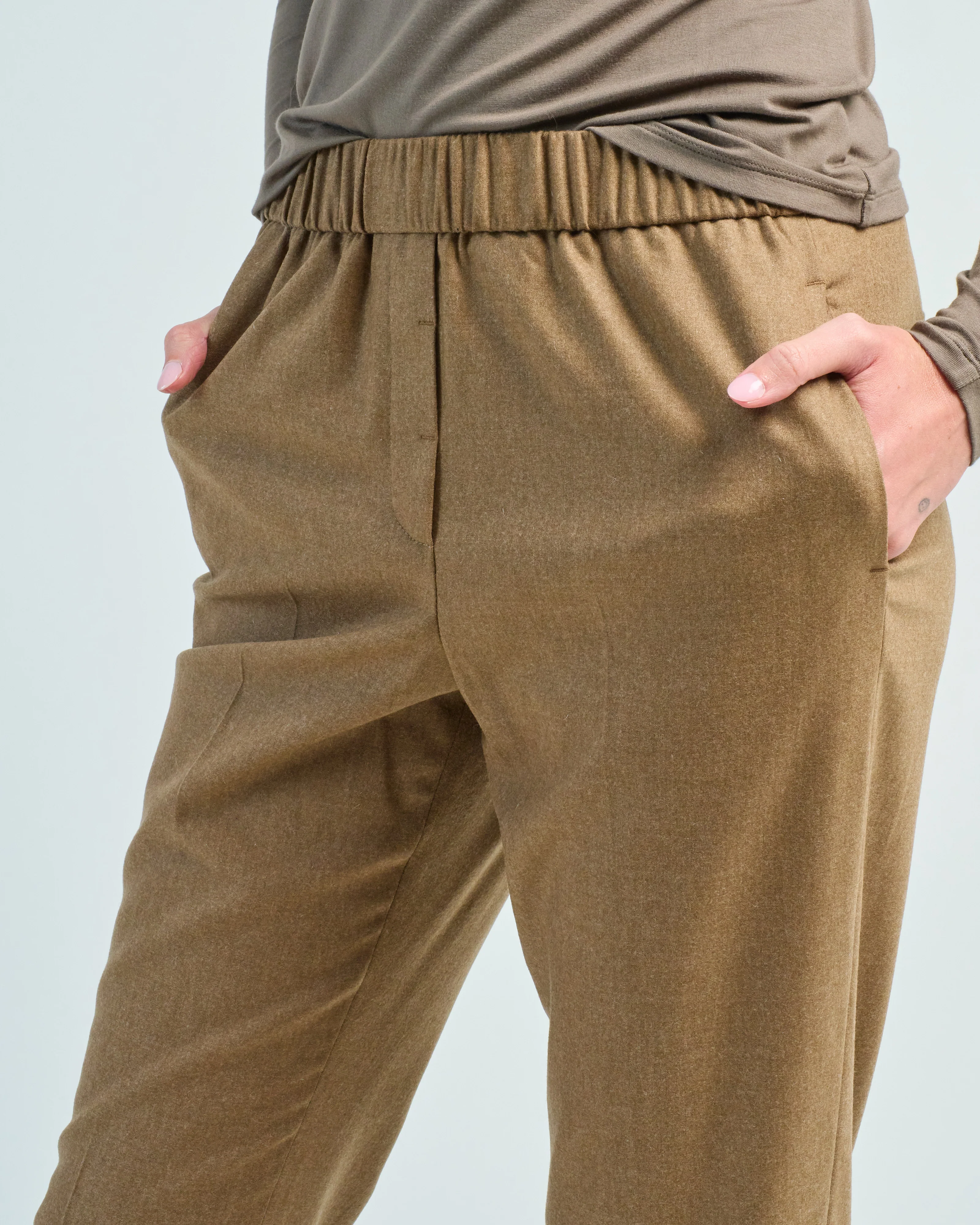 stretch cashmere and wool crop - Image 5