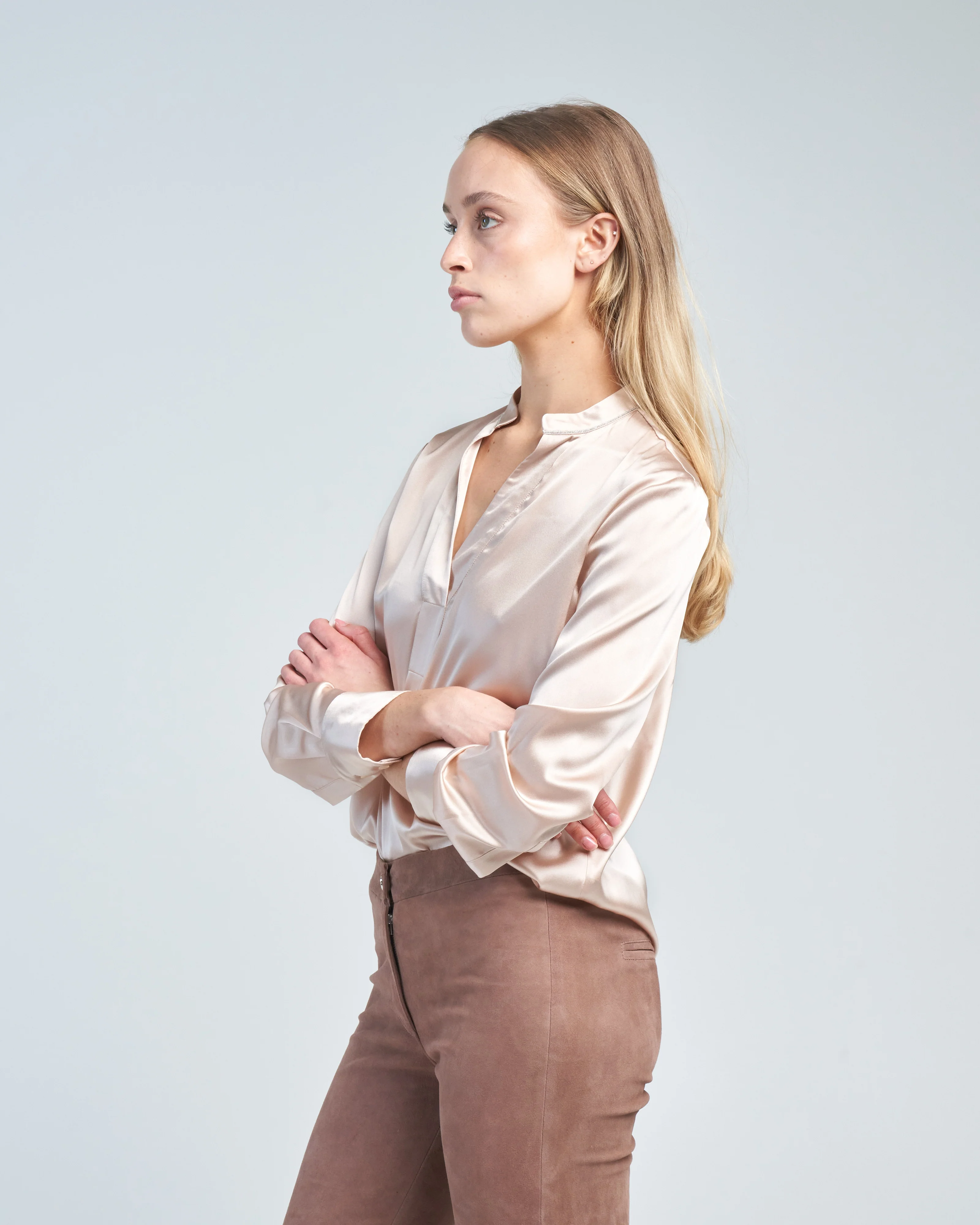 stretch silk v neck - Image 3