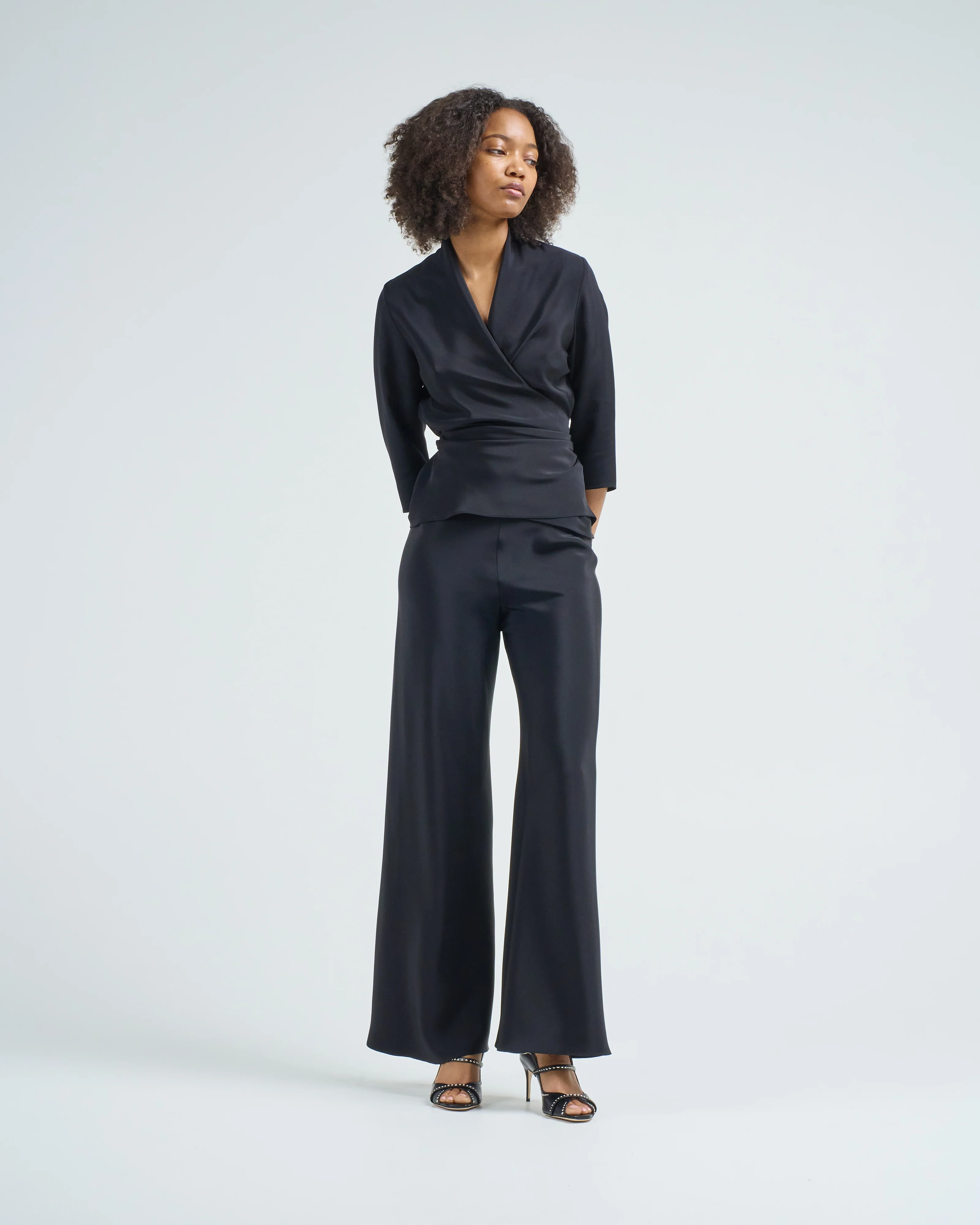 3/4 sleeve wrap top - Image 2
