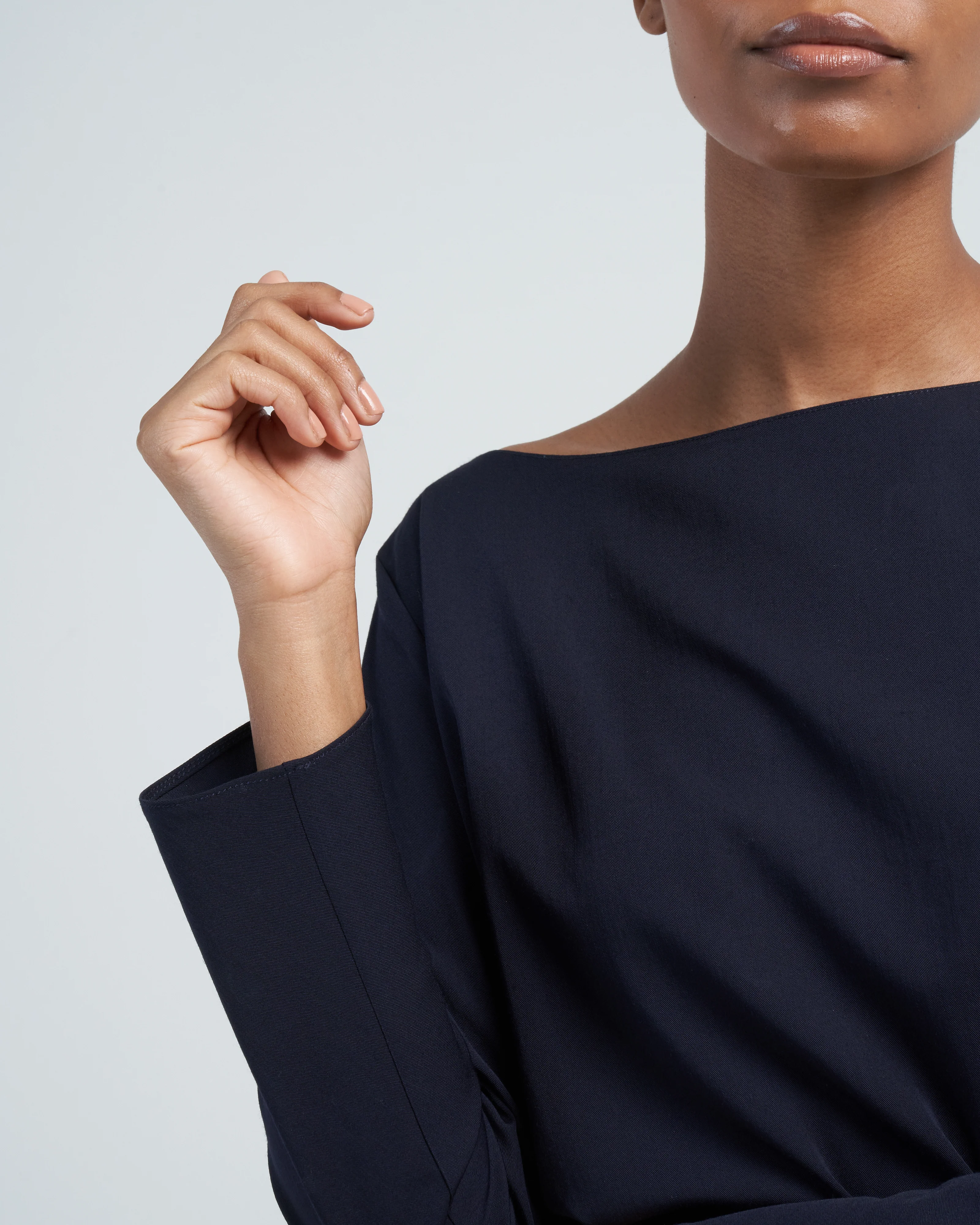 balance top - navy - Image 5