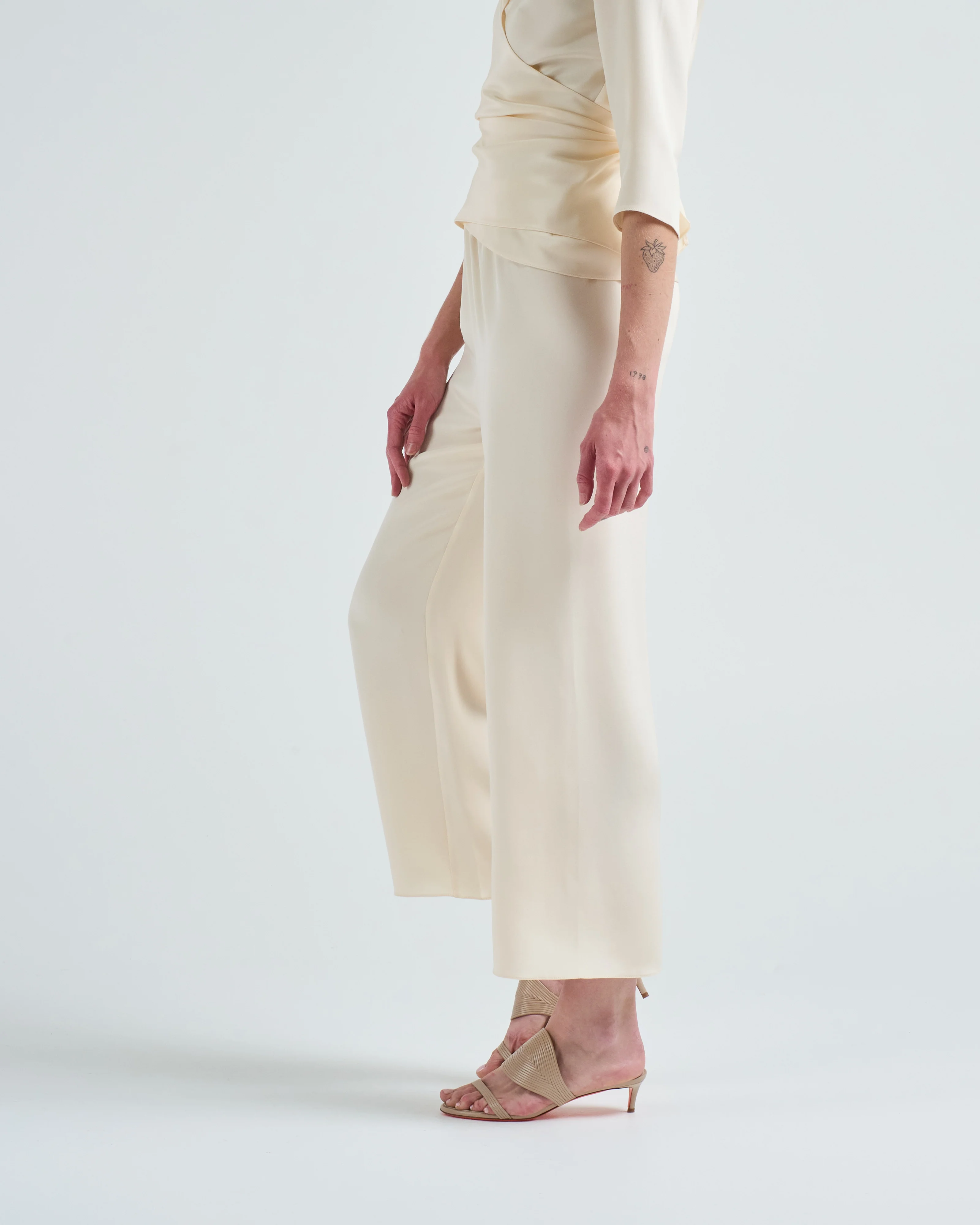 cropped pull on pant - Image 2