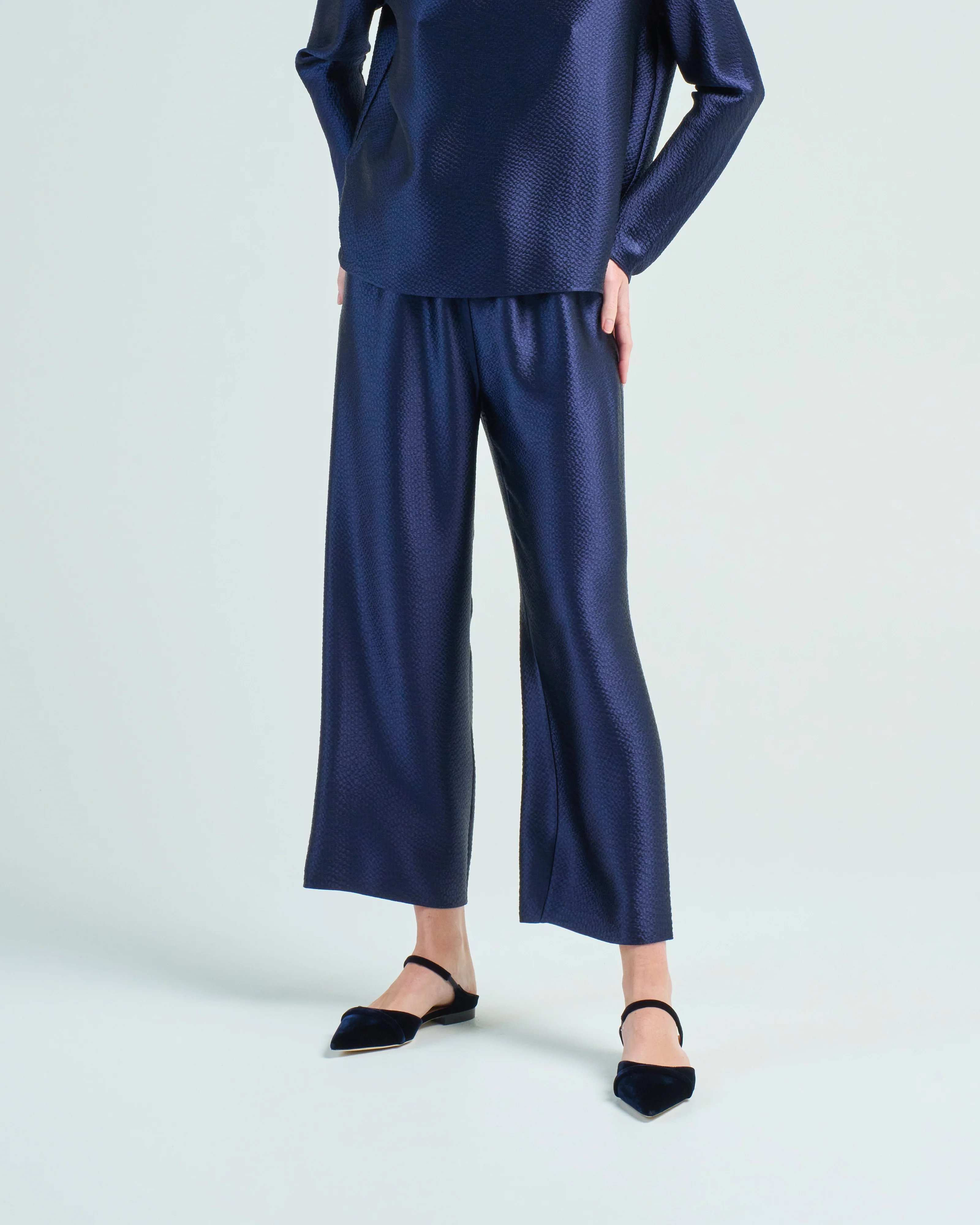 cropped pull on pant hammered silk