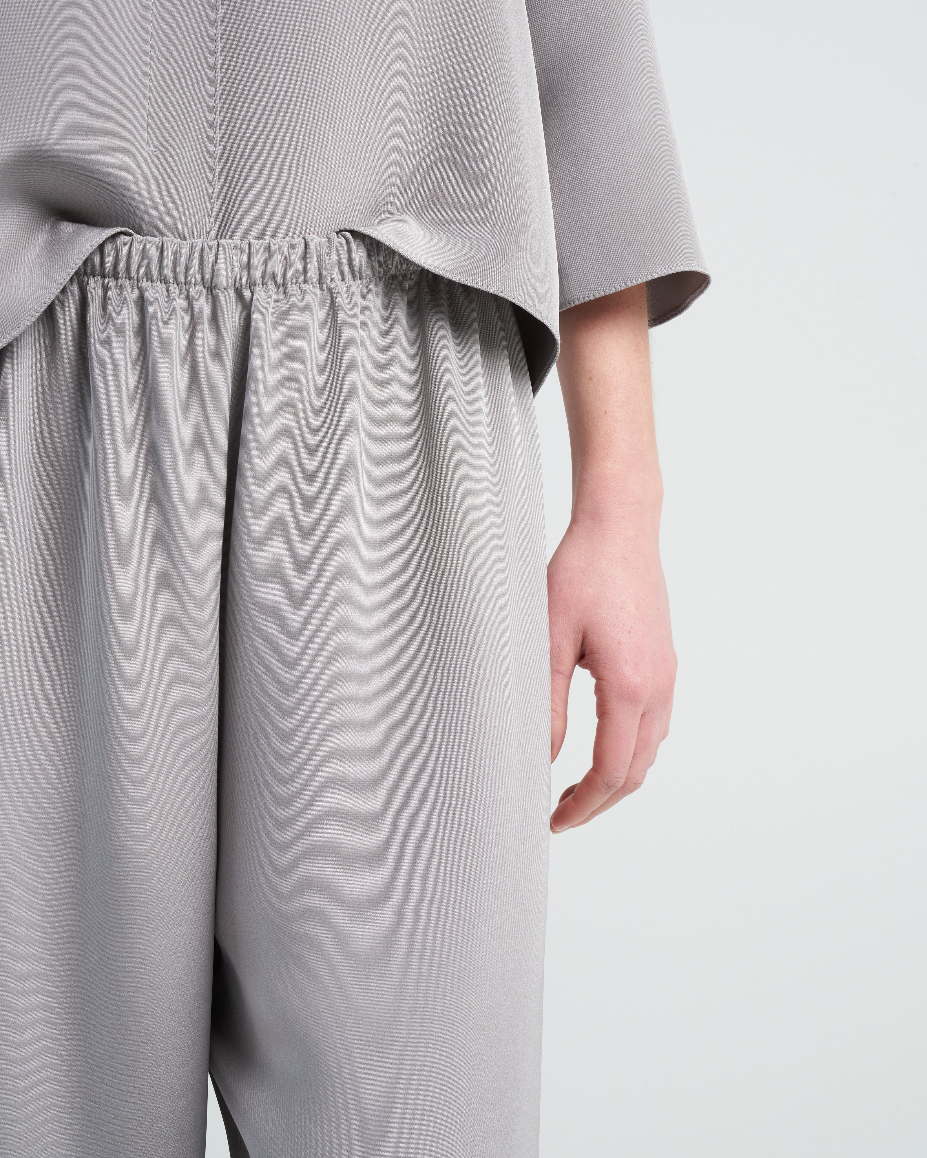 cropped pull on pant - haze - Image 5