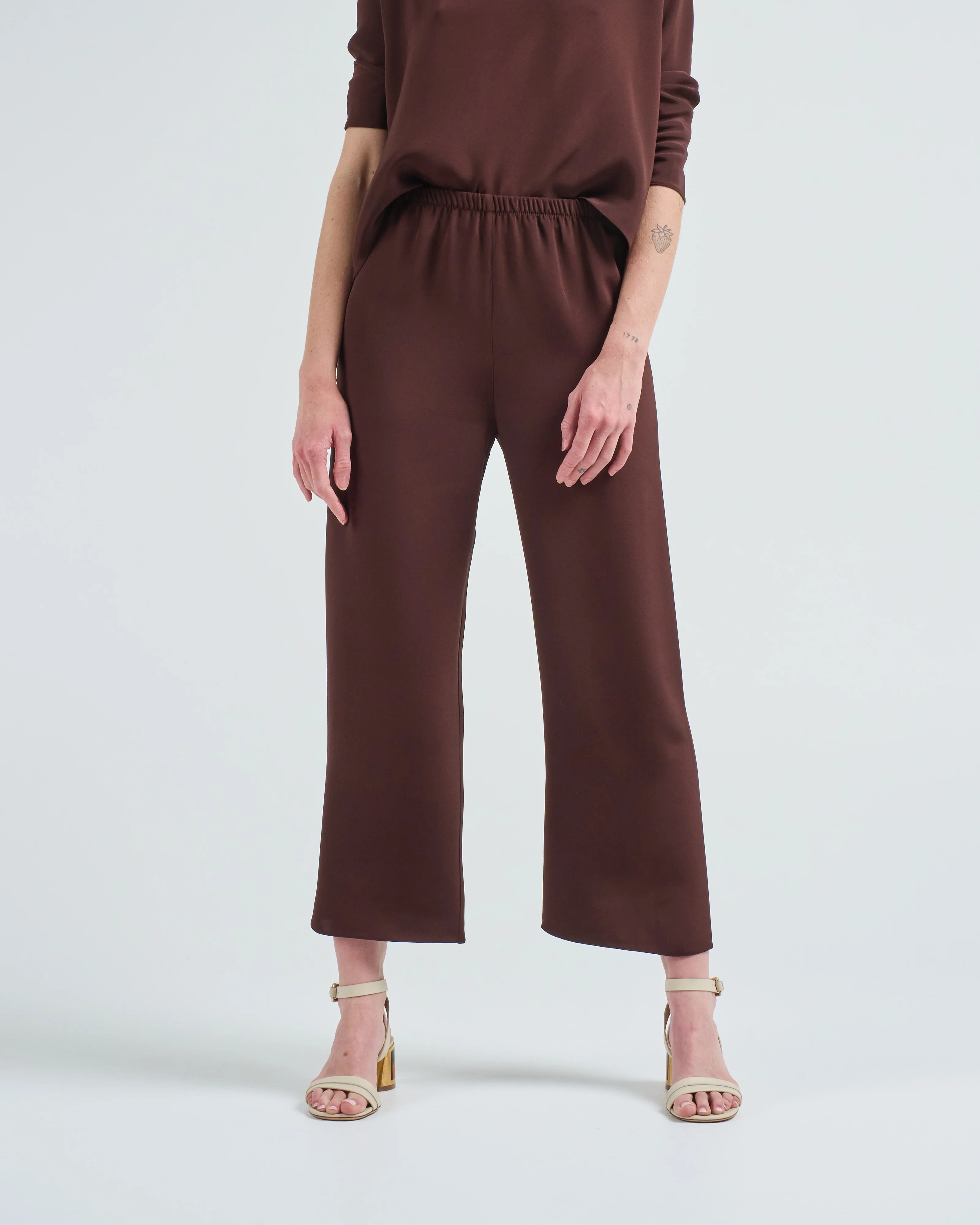 cropped pull on pant