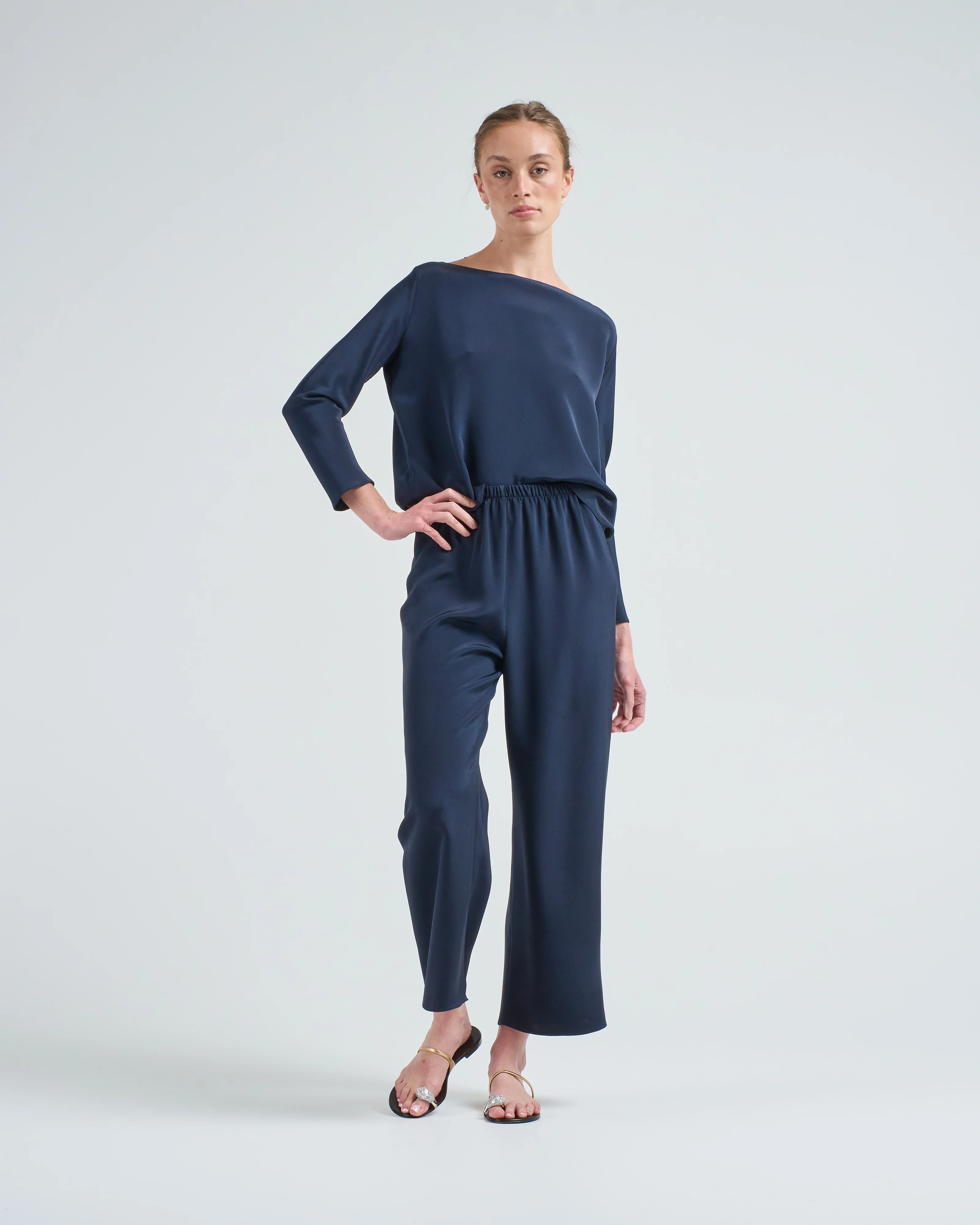 cropped pull on pant - Image 2