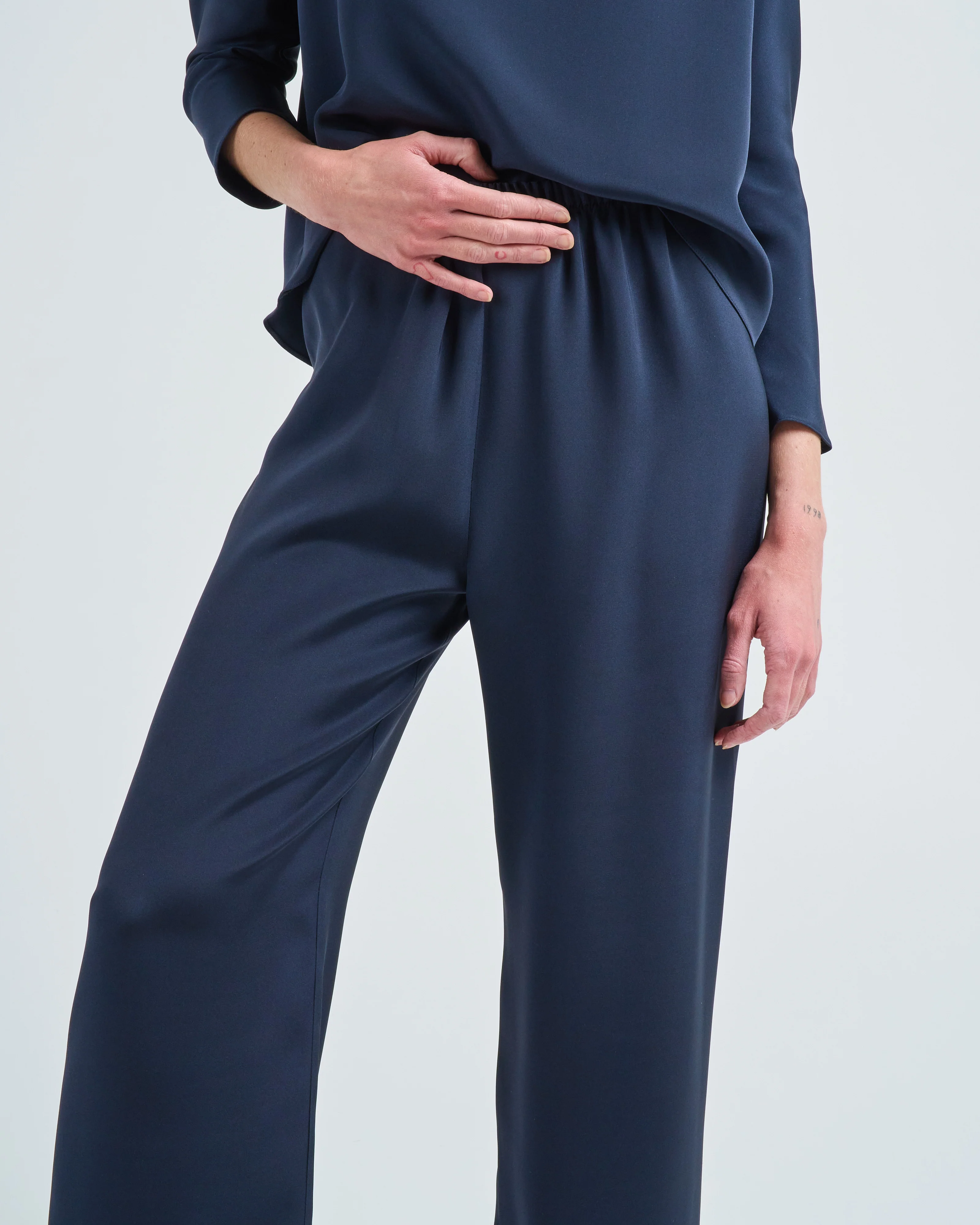 cropped pull on pant - Image 5