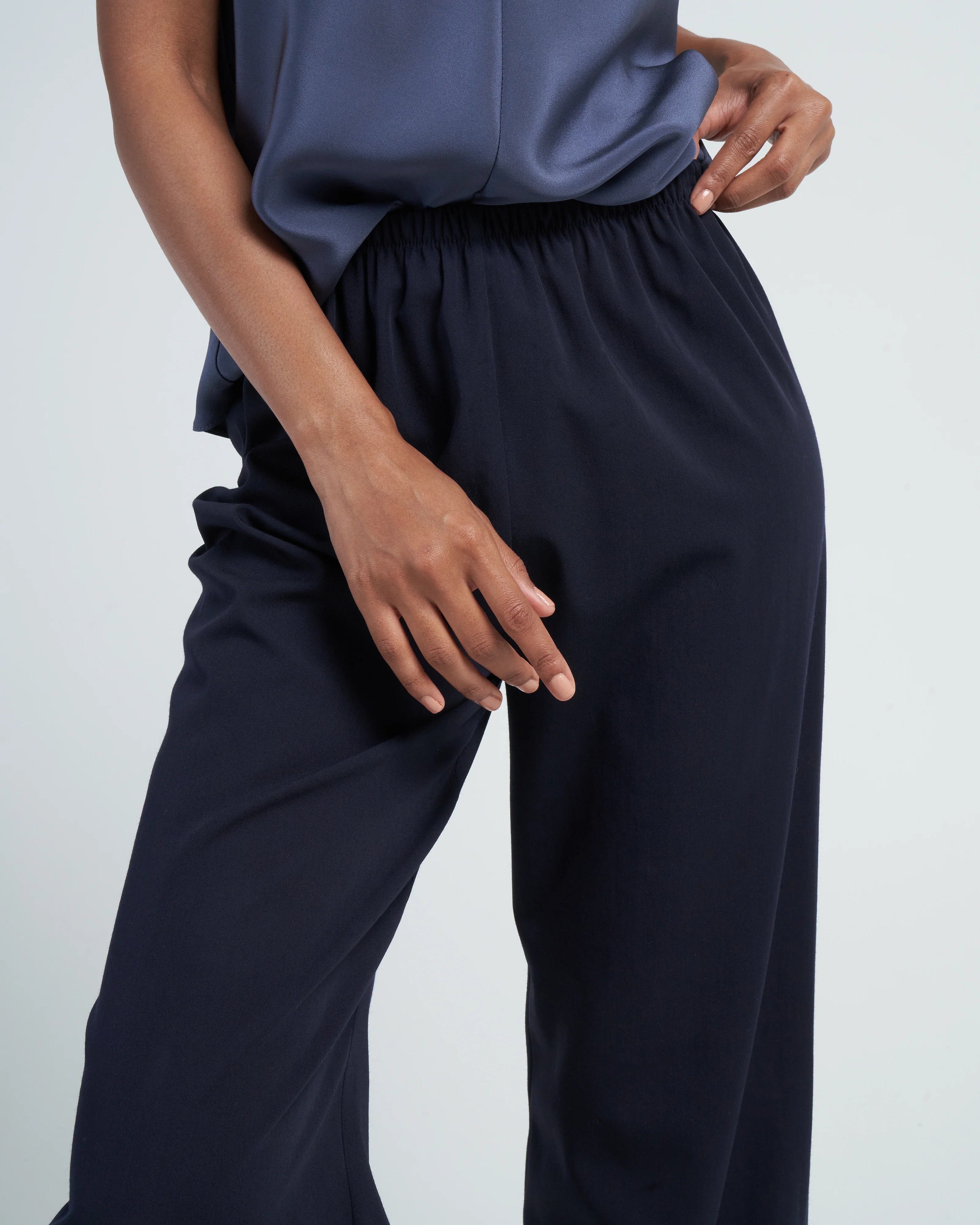 cropped pull on pant wool gabardine - Image 4