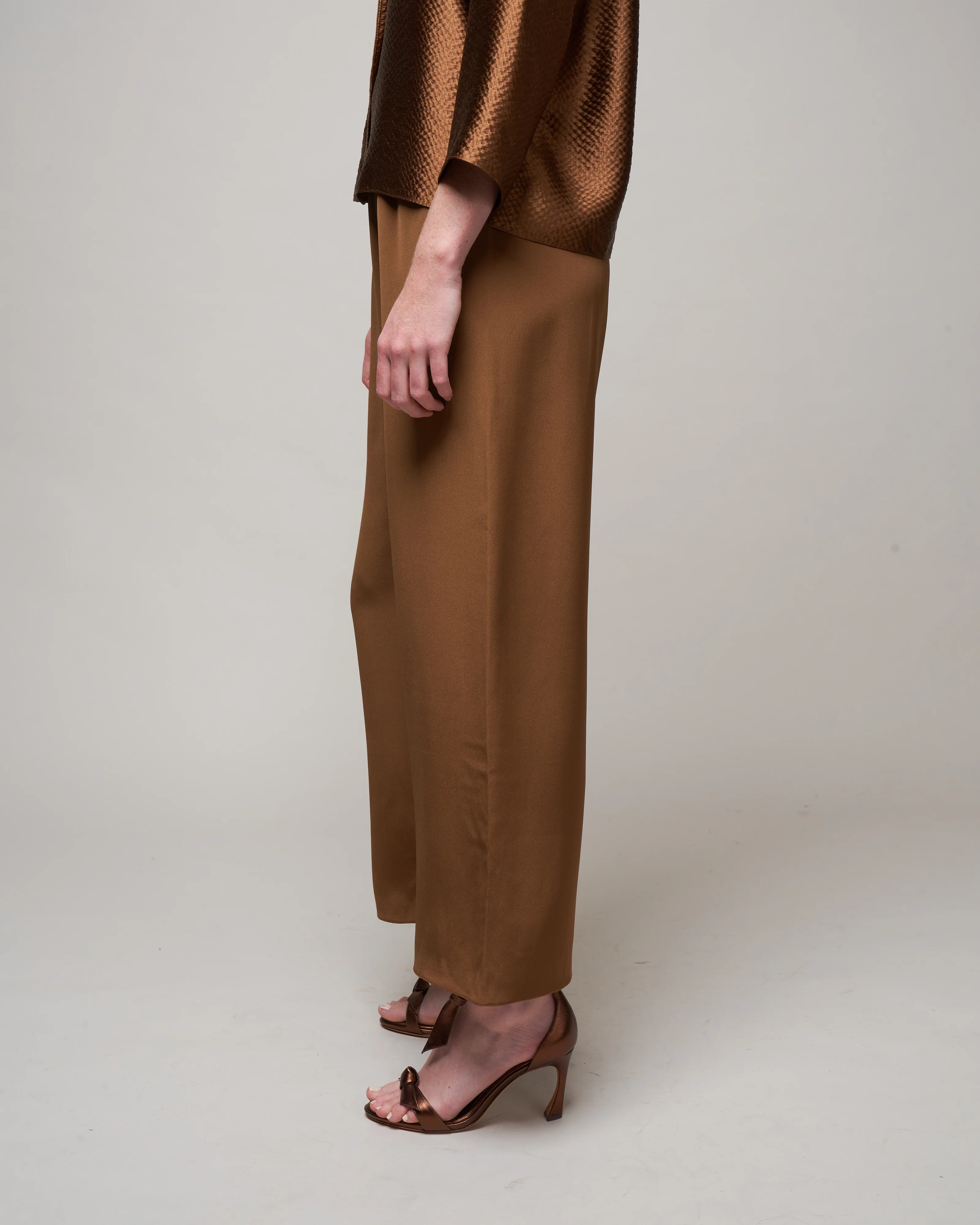 croppped pull-on - clove - Image 3