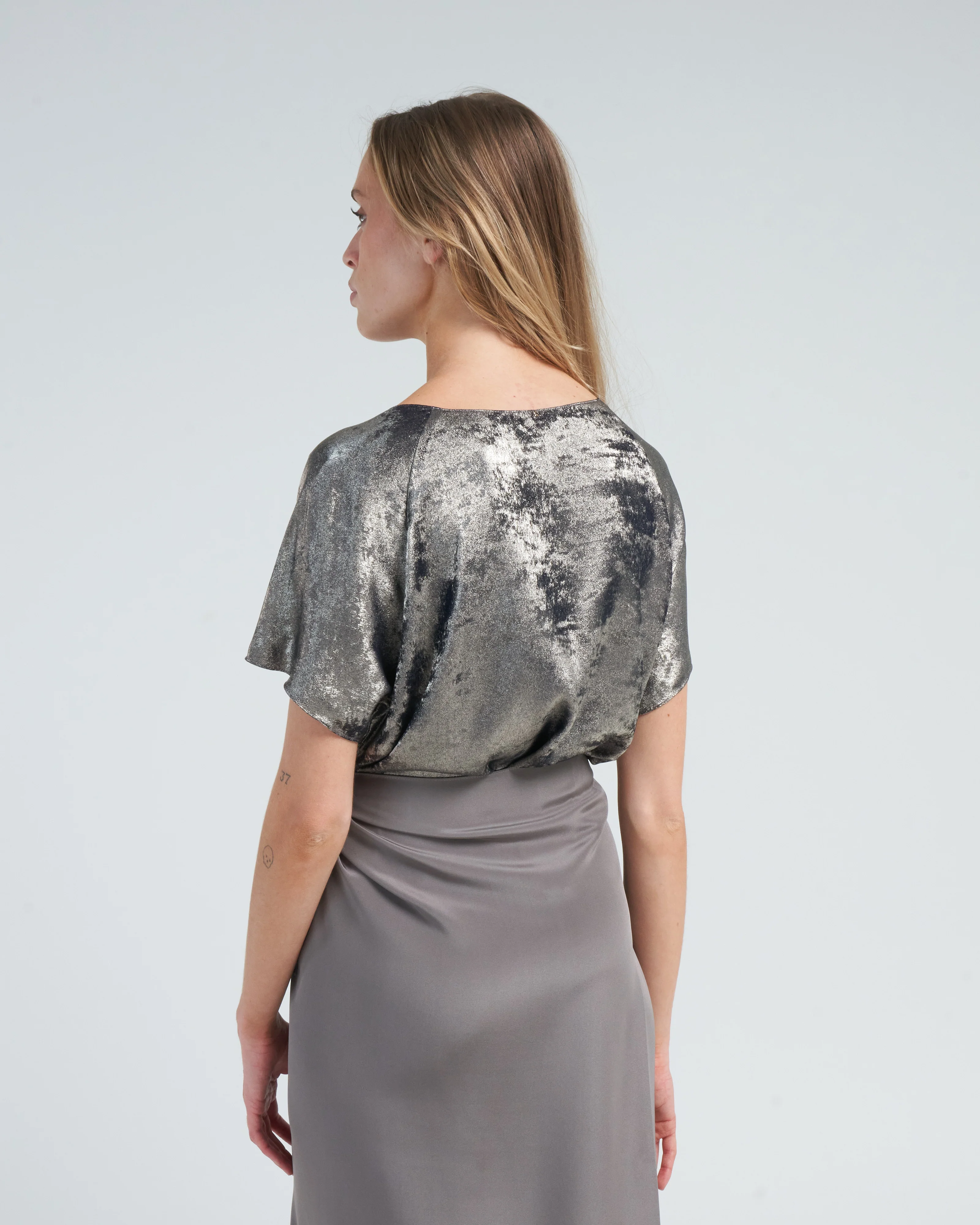 cue t - silver foil - Image 4