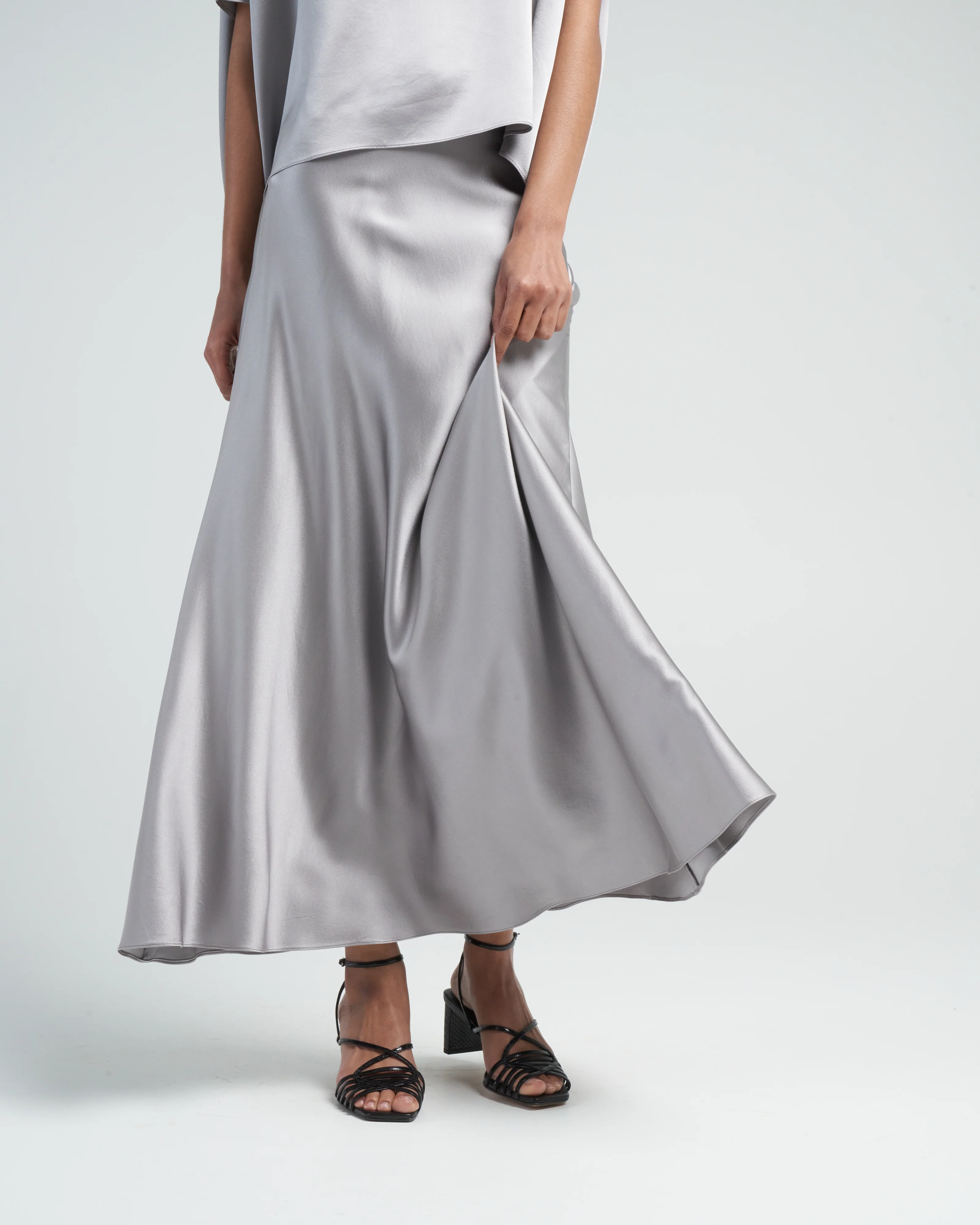 dual skirt - haze - Image 3