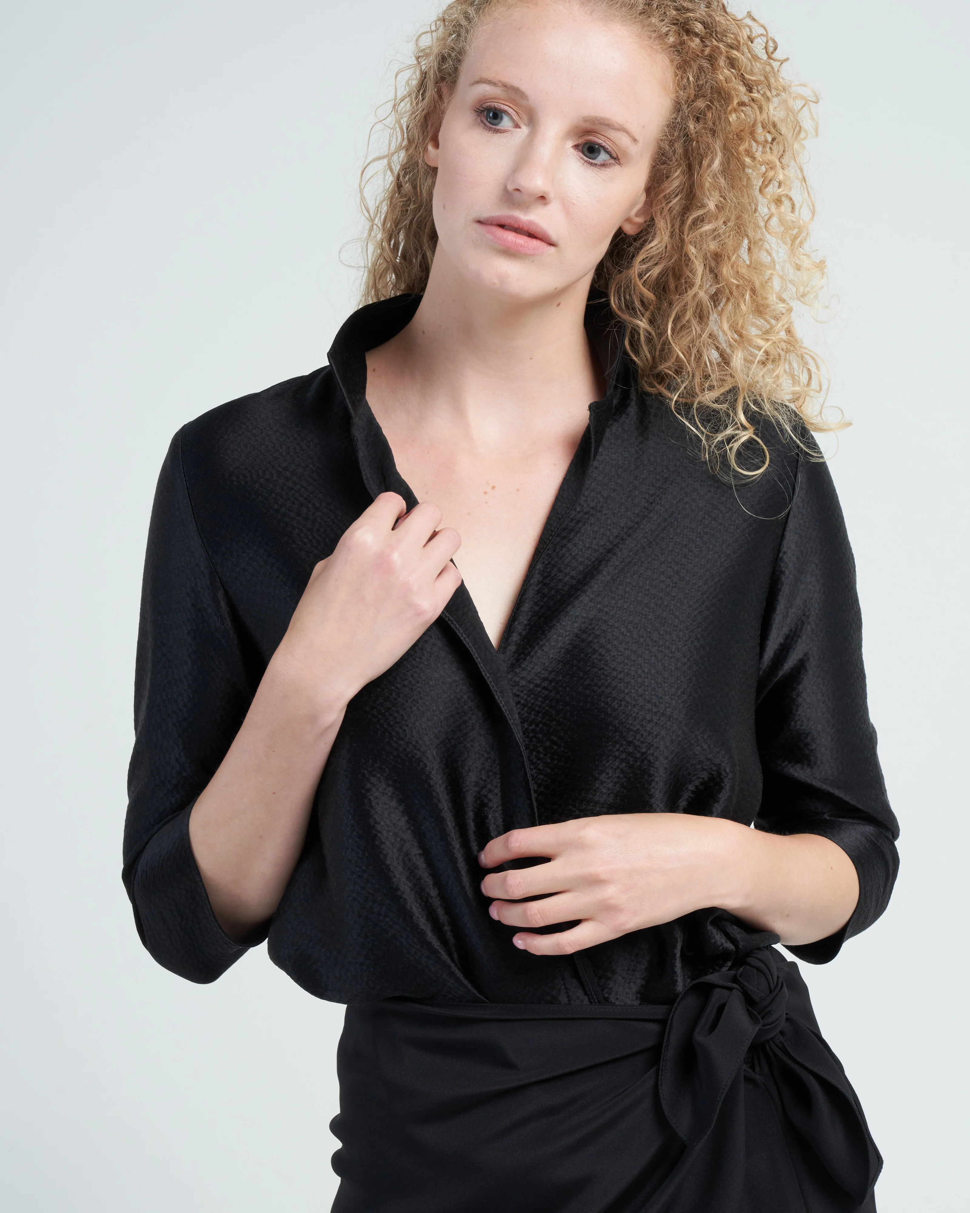 frolic top - black - Image 5