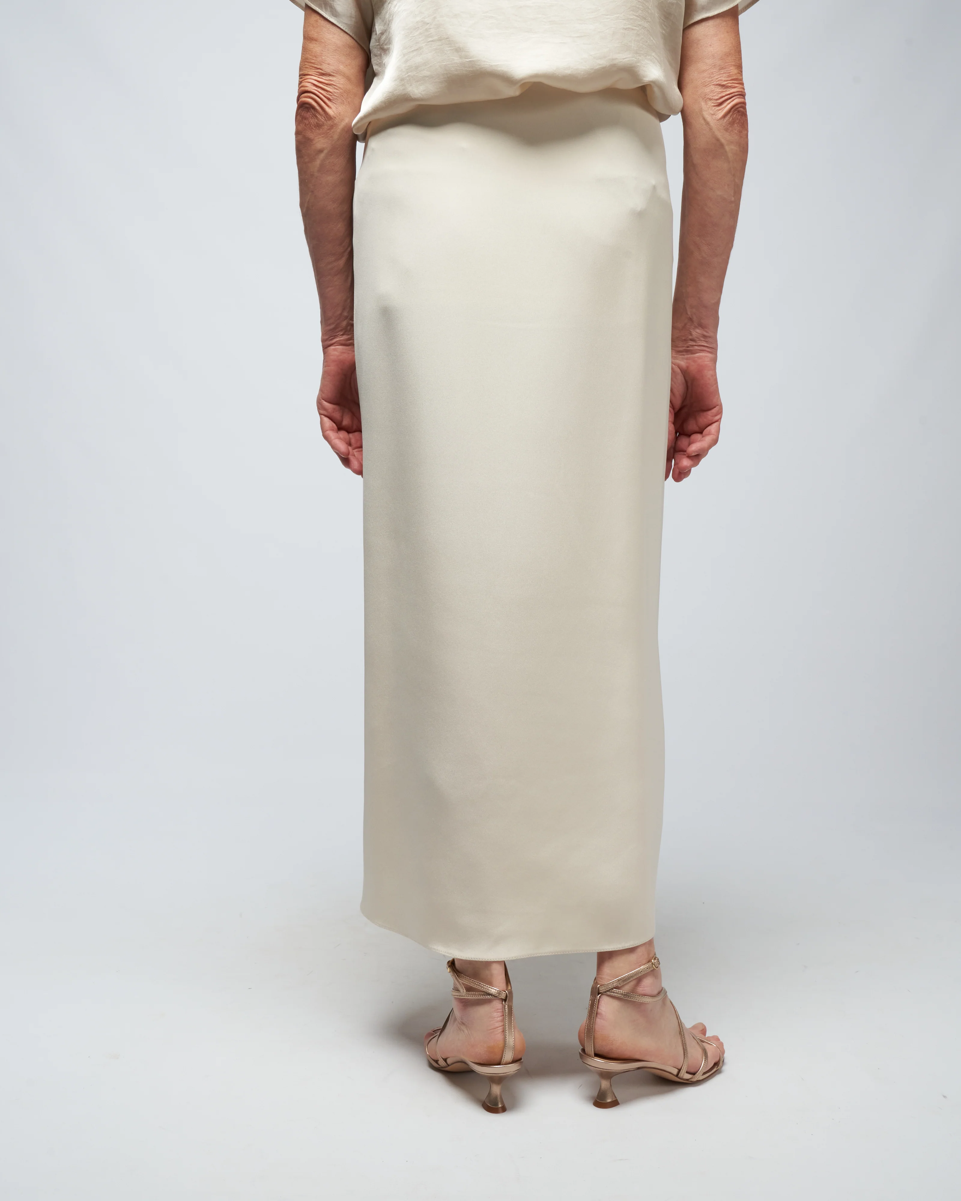 long sarong - cream - Image 4