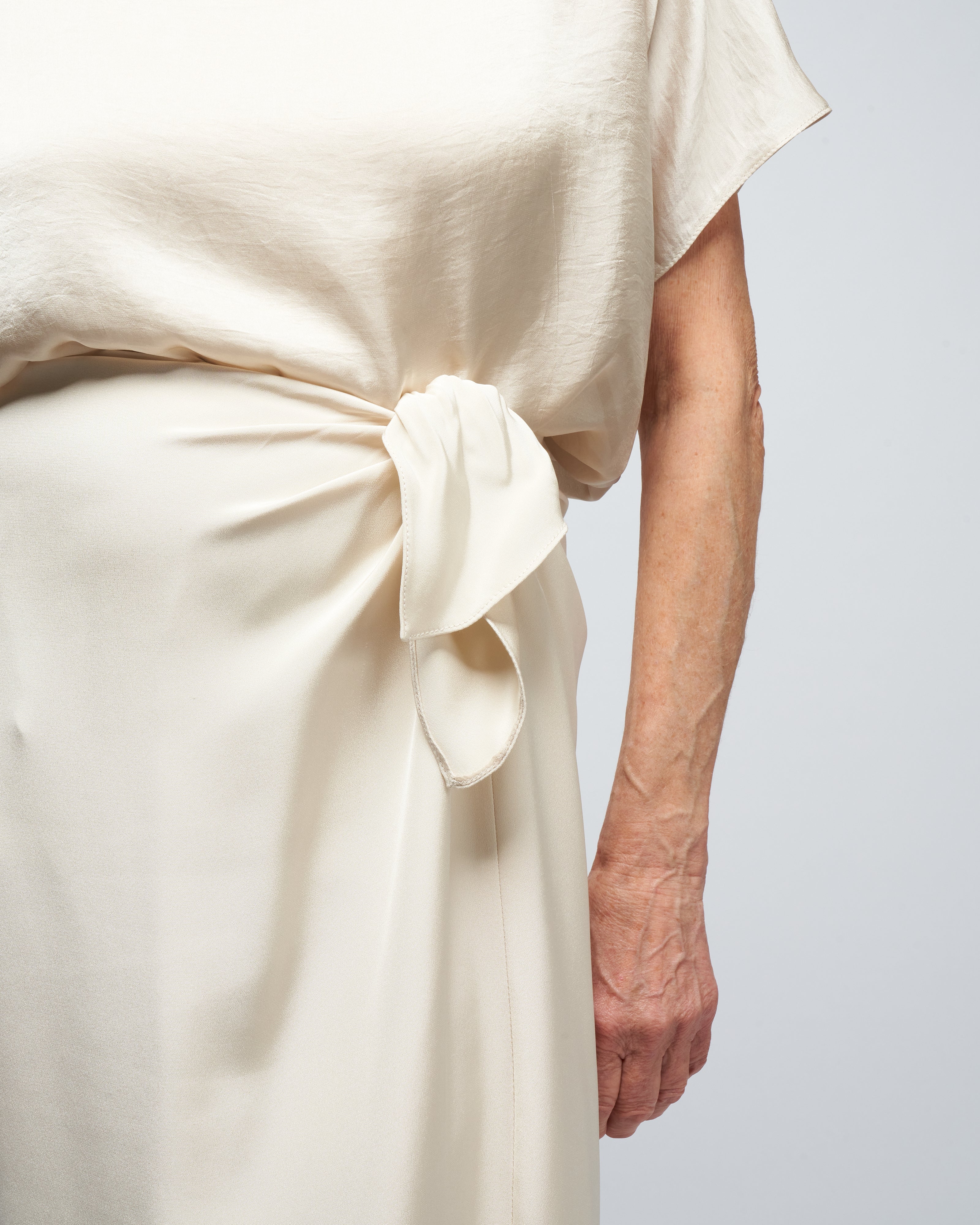 long sarong - cream - Image 5