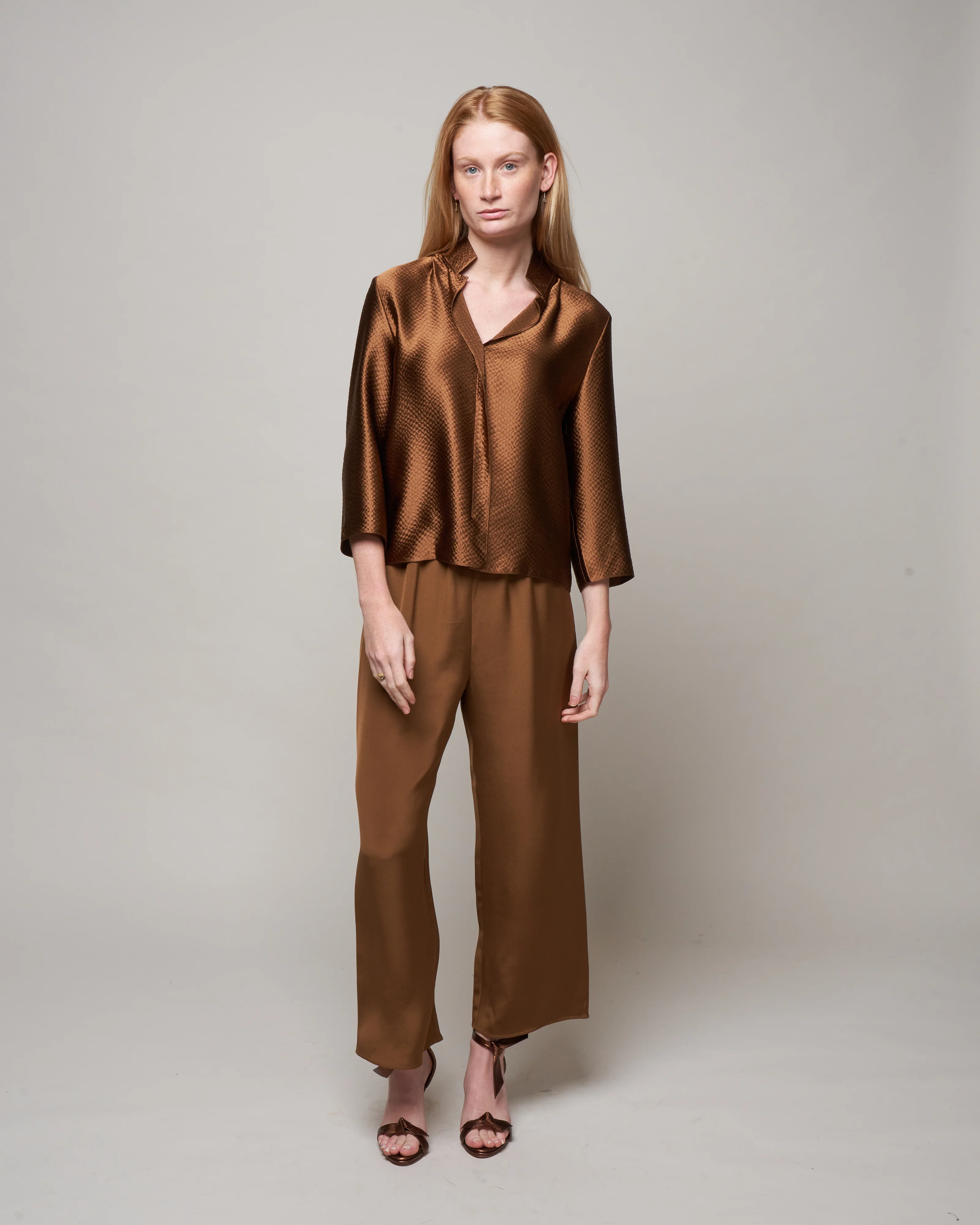square front frolic top - clove - Image 2
