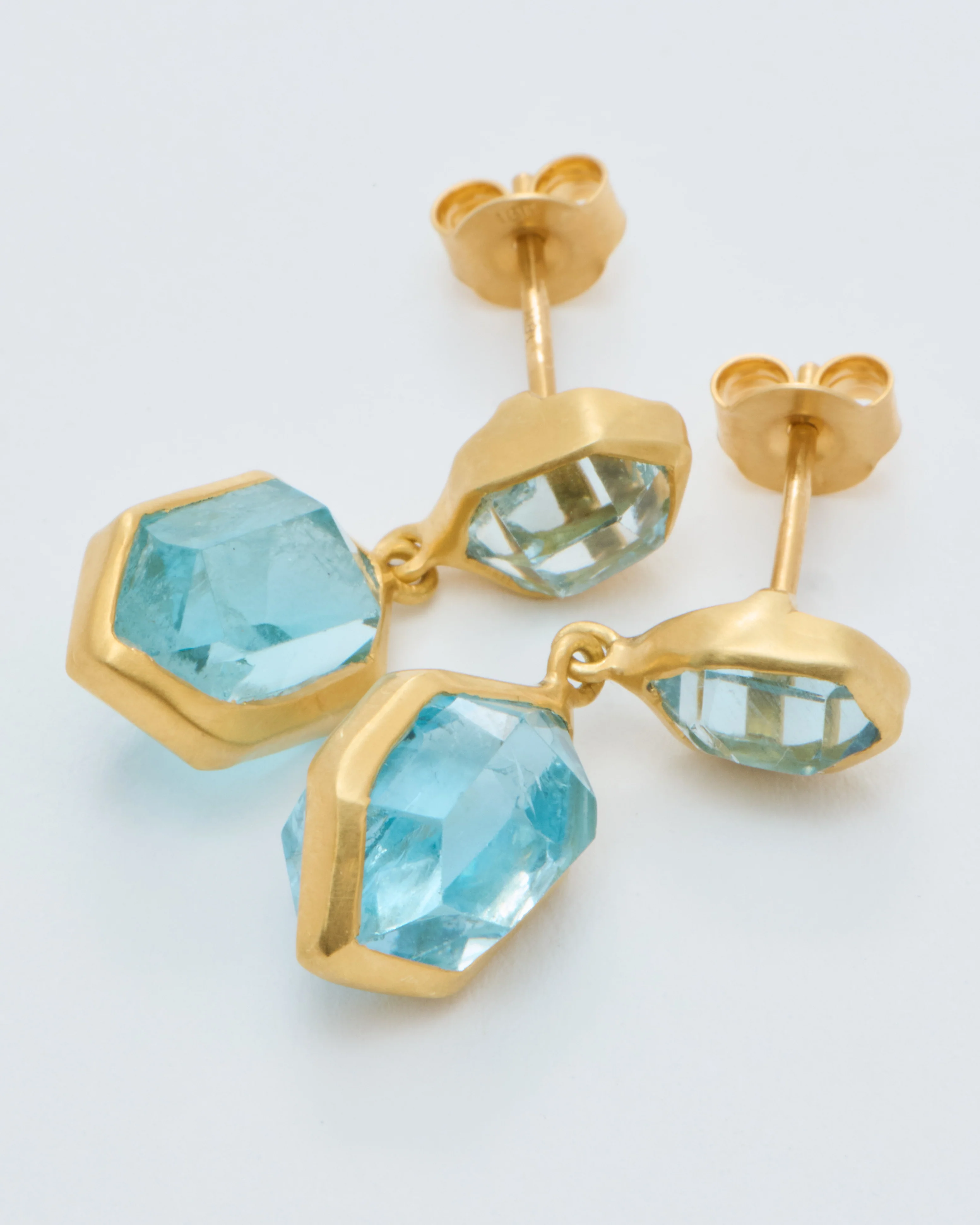 18kt gold cerulean double drop earrings - Image 3