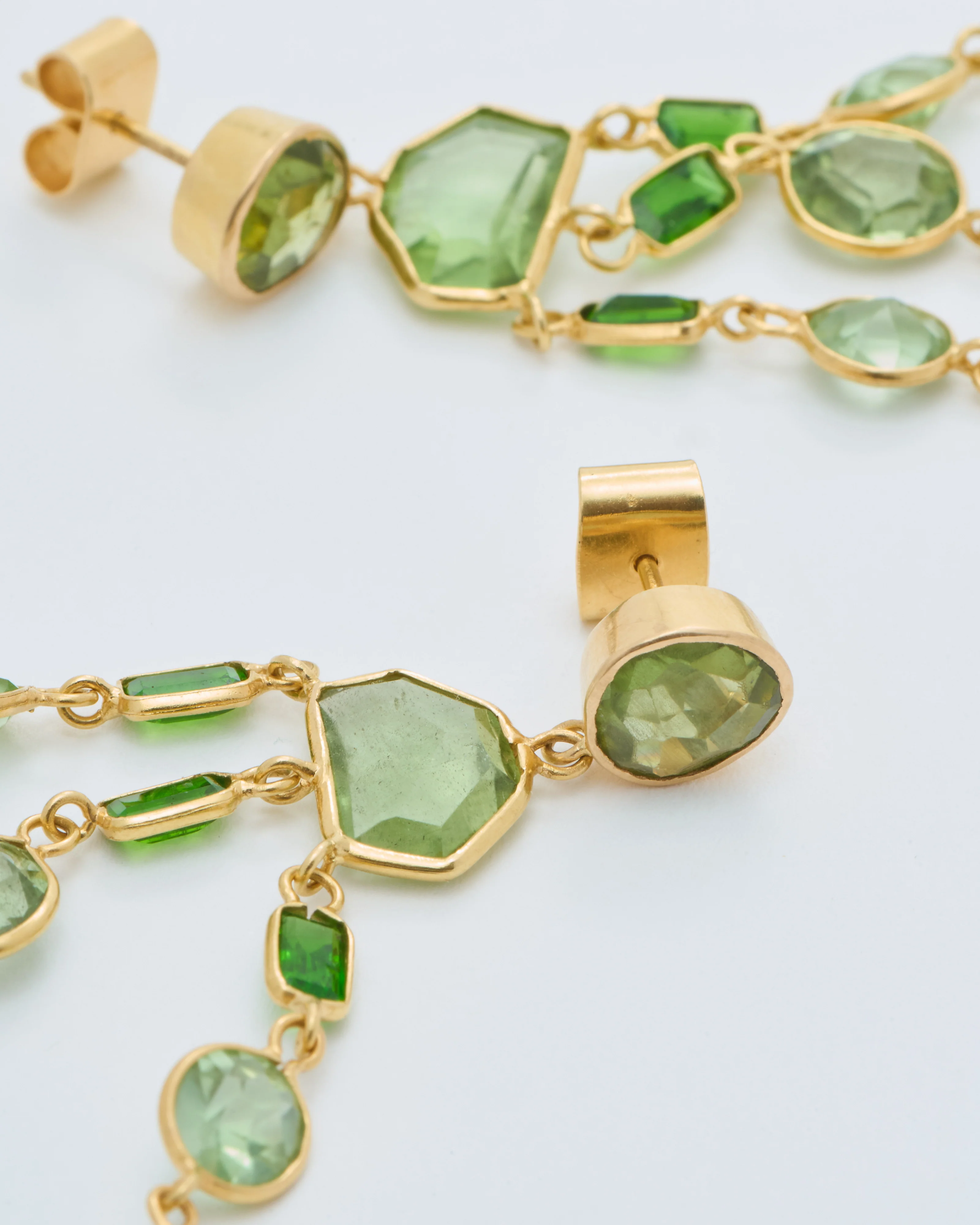 18kt gold pstm myanmar tender large earrings - Image 5