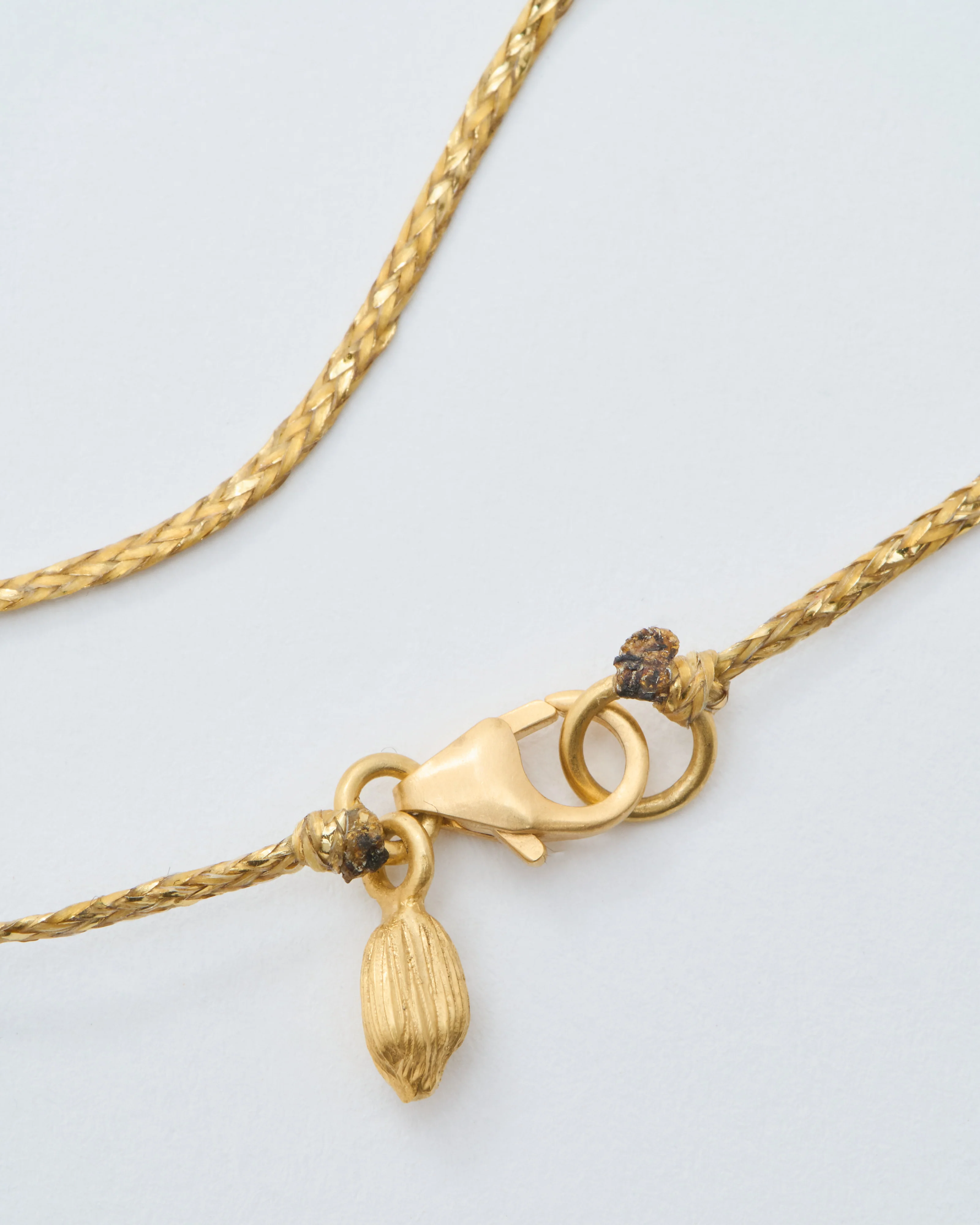 18kt gold the middle path drop and spinel on cord - Image 6