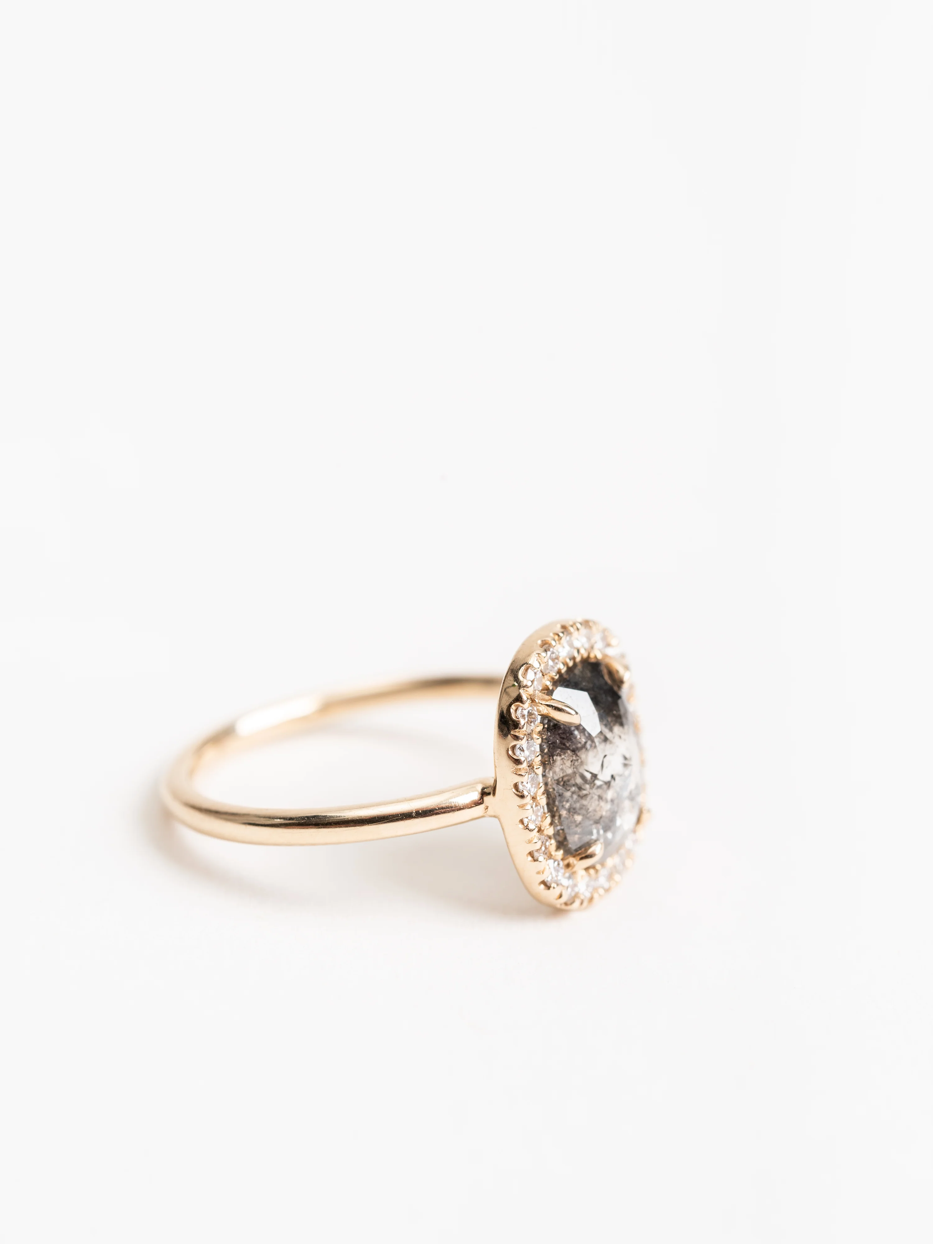 black oval diamond ring with halo setting - Image 2