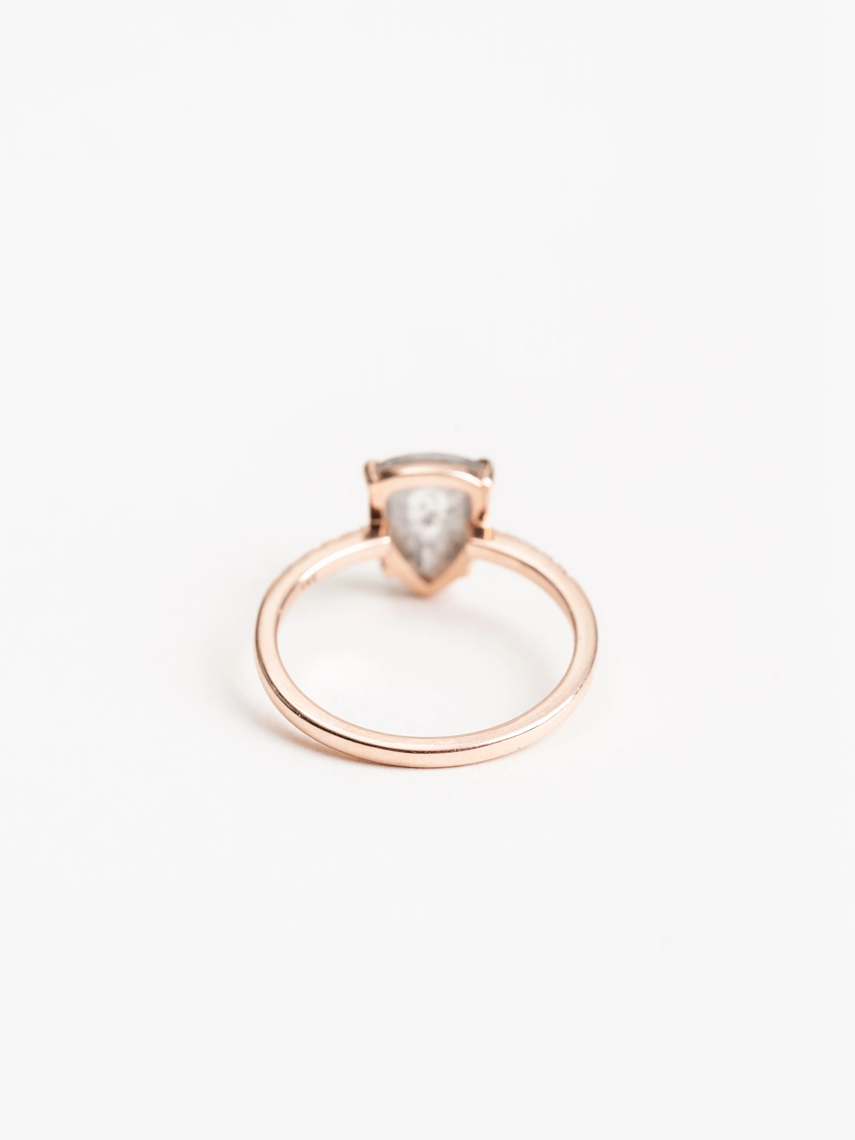 grey pear diamond ring with jules setting - Image 4