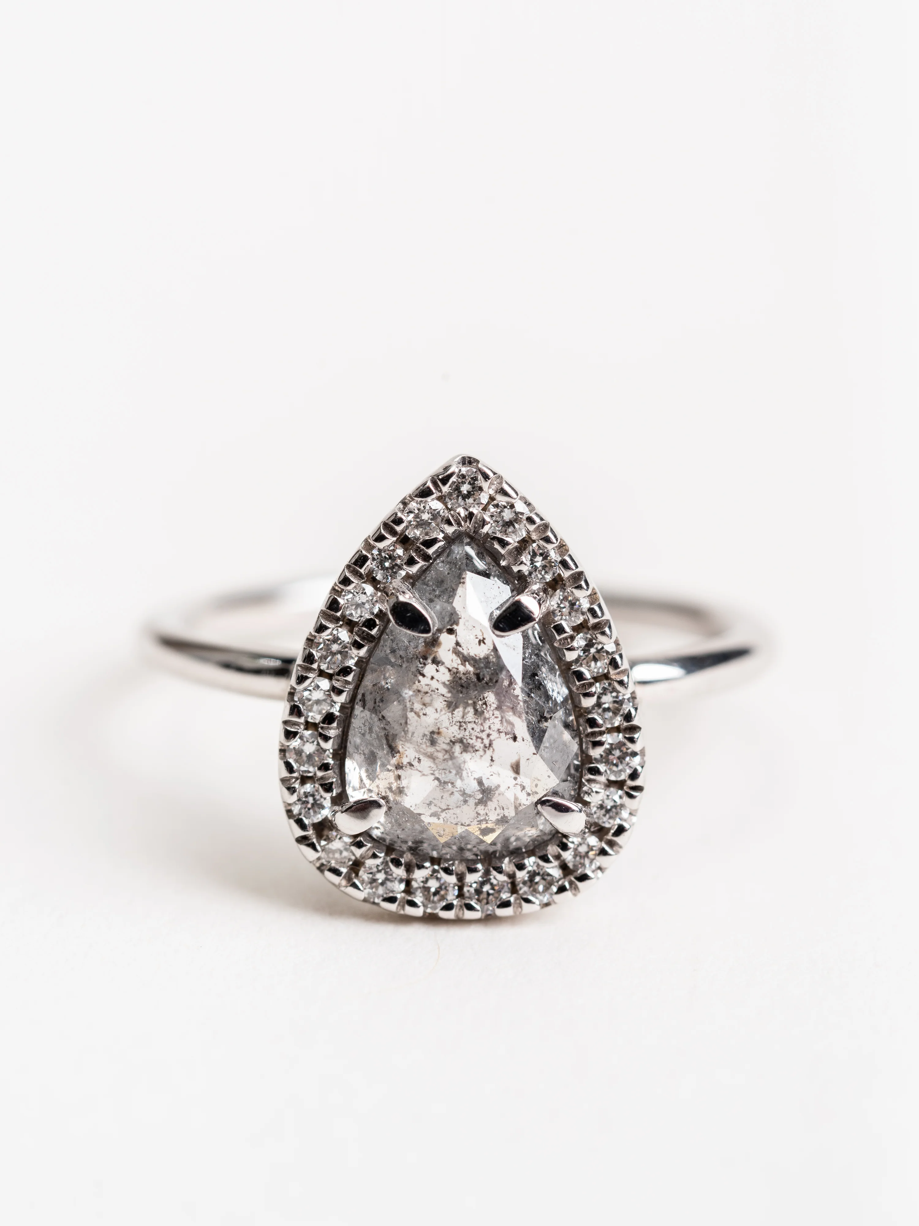 salt & pepper diamond halo ring - Image 5
