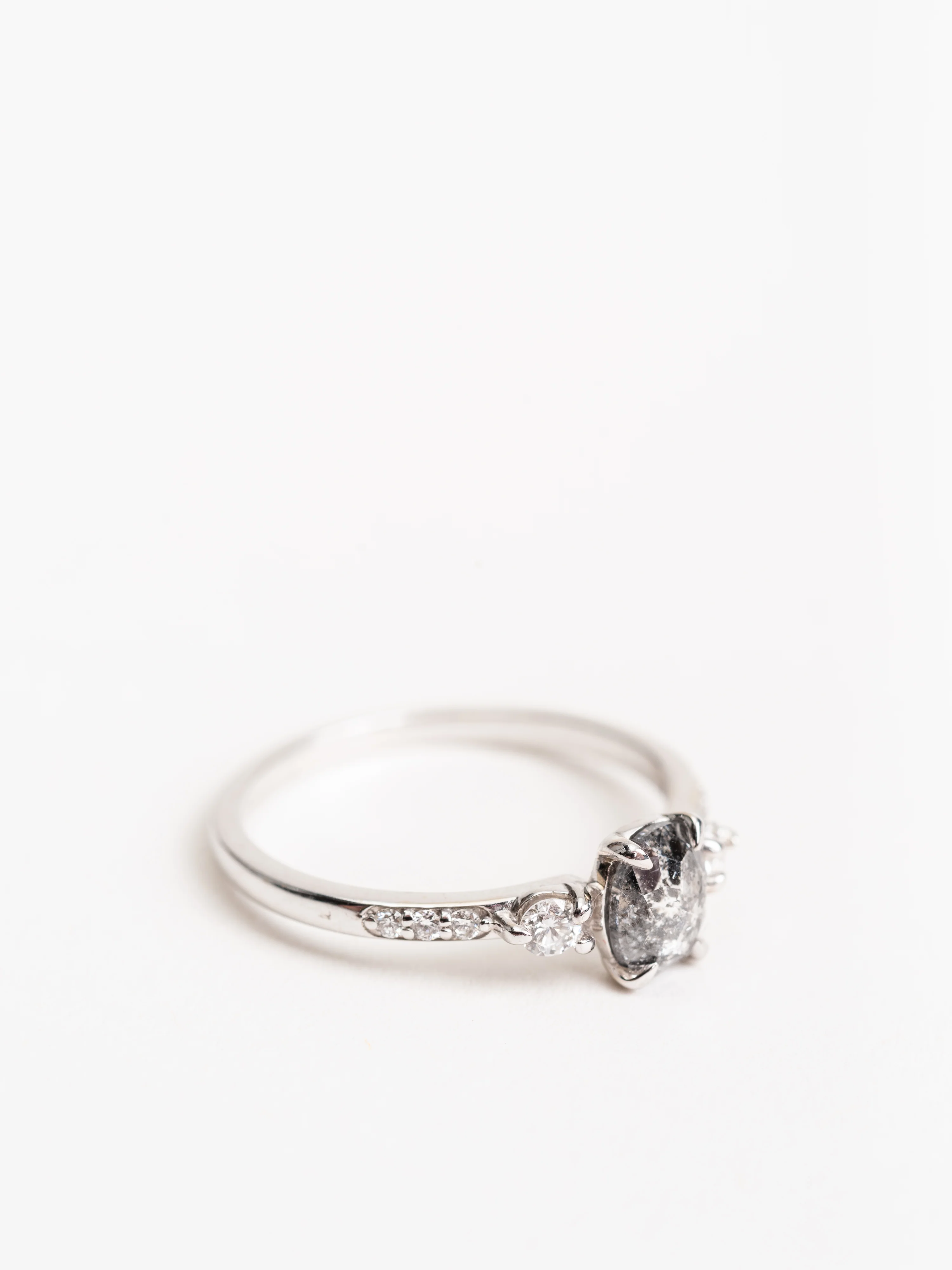 salt & pepper oval diamond with eliza setting - Image 2