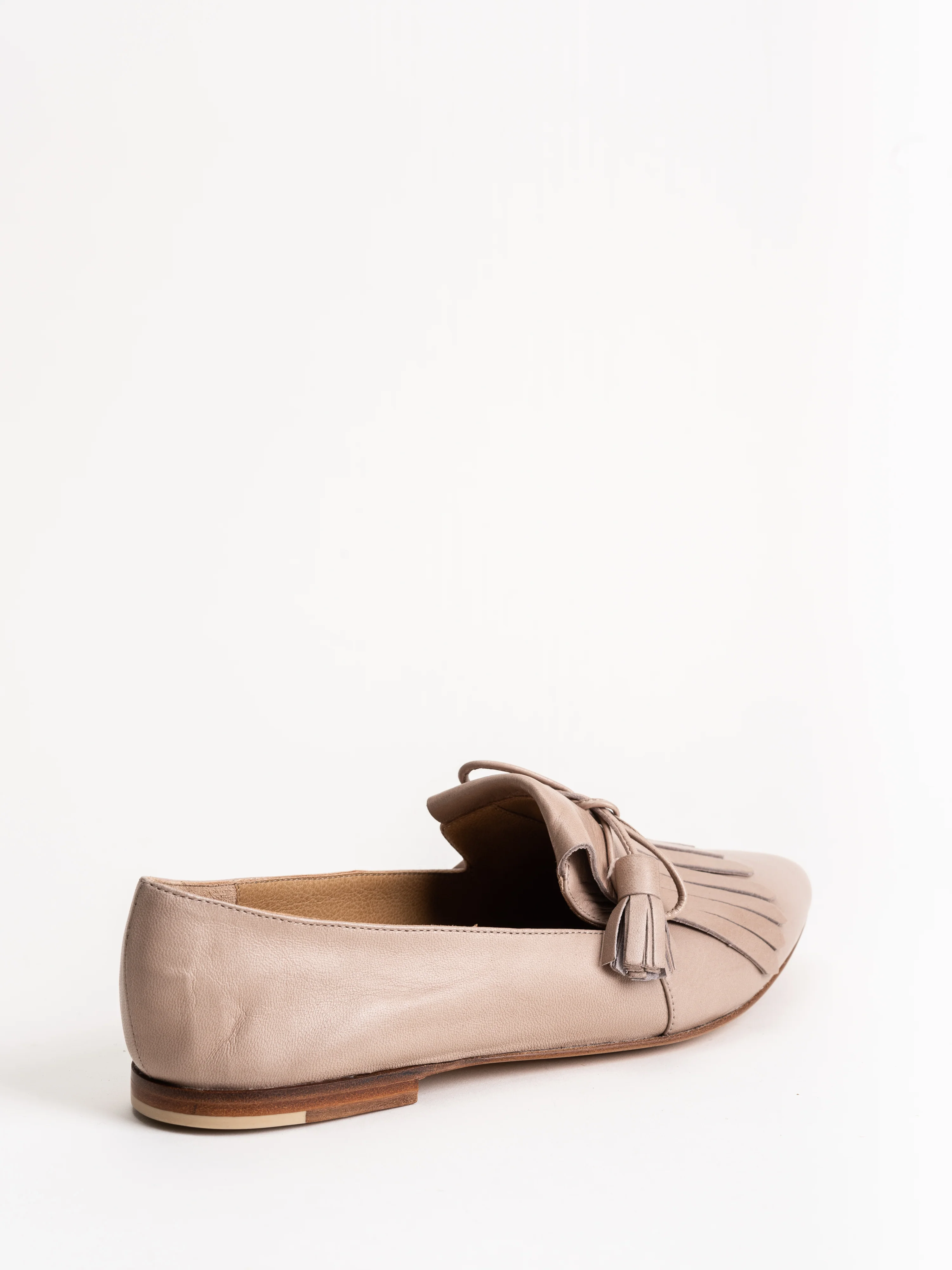 kiltie bow tassle flat - nude - Image 5