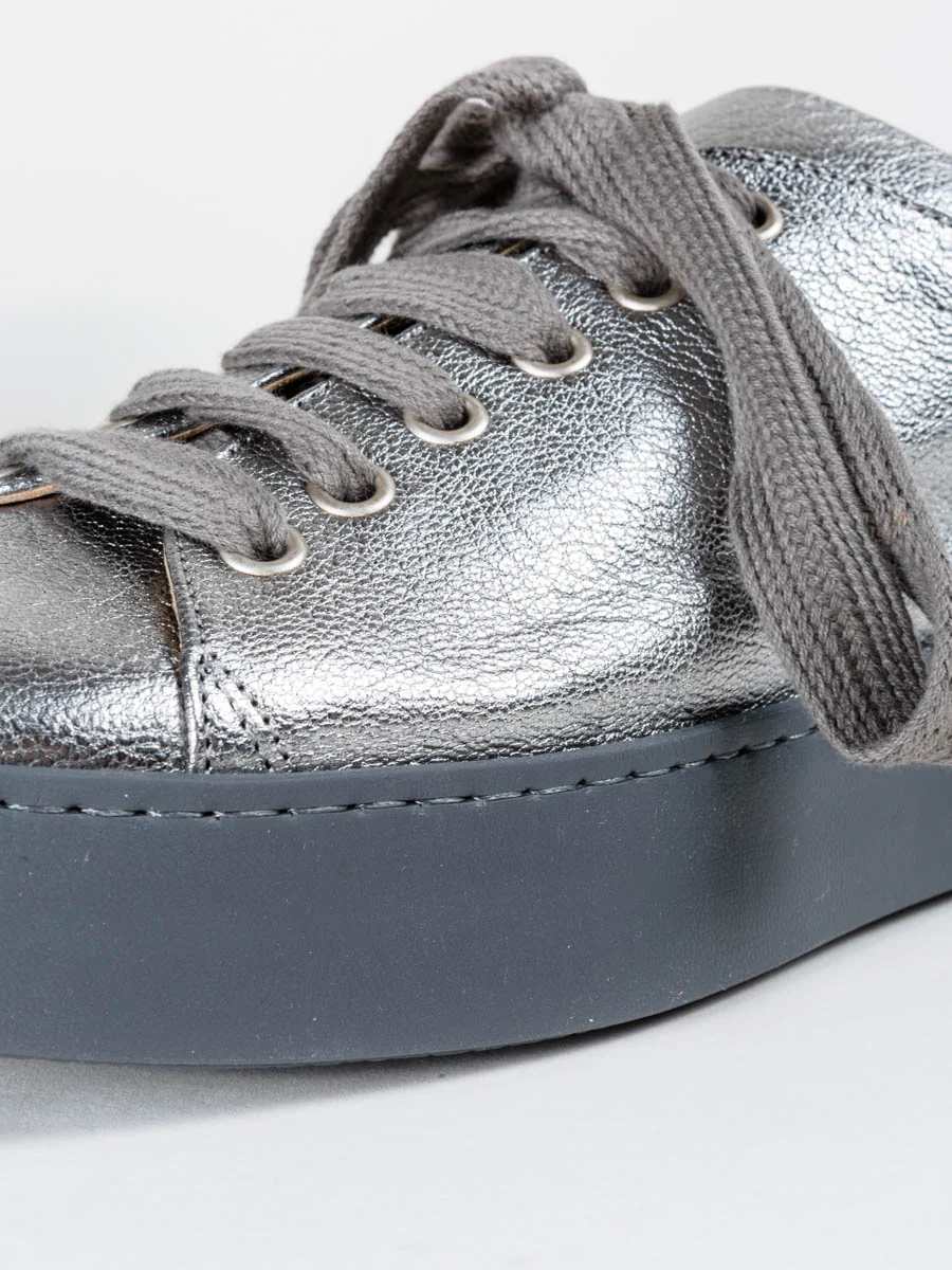 metallic sneaker - Image 7