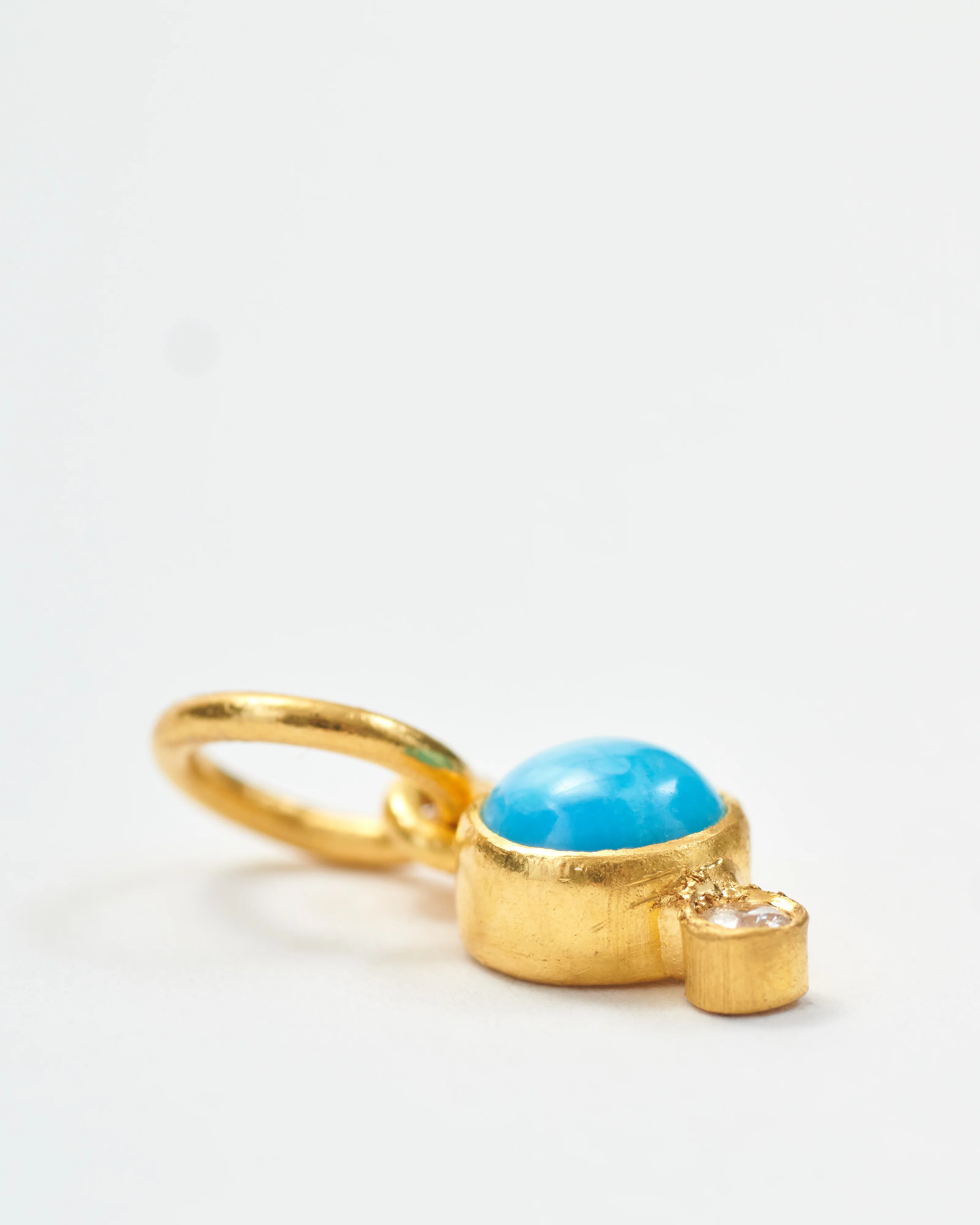 small turquoise pendant with diamond - Image 4