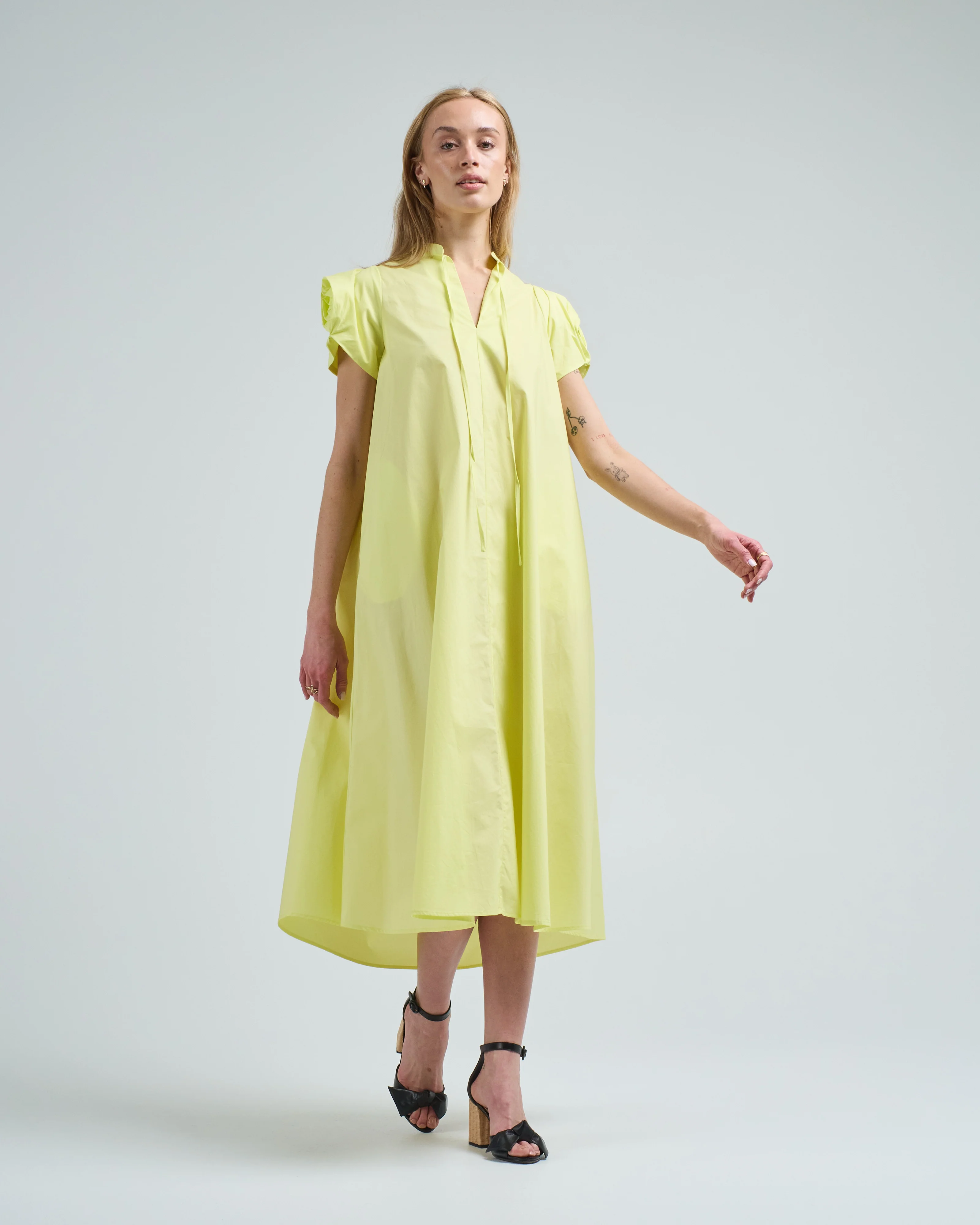 rose short sleeve dress - Image 5