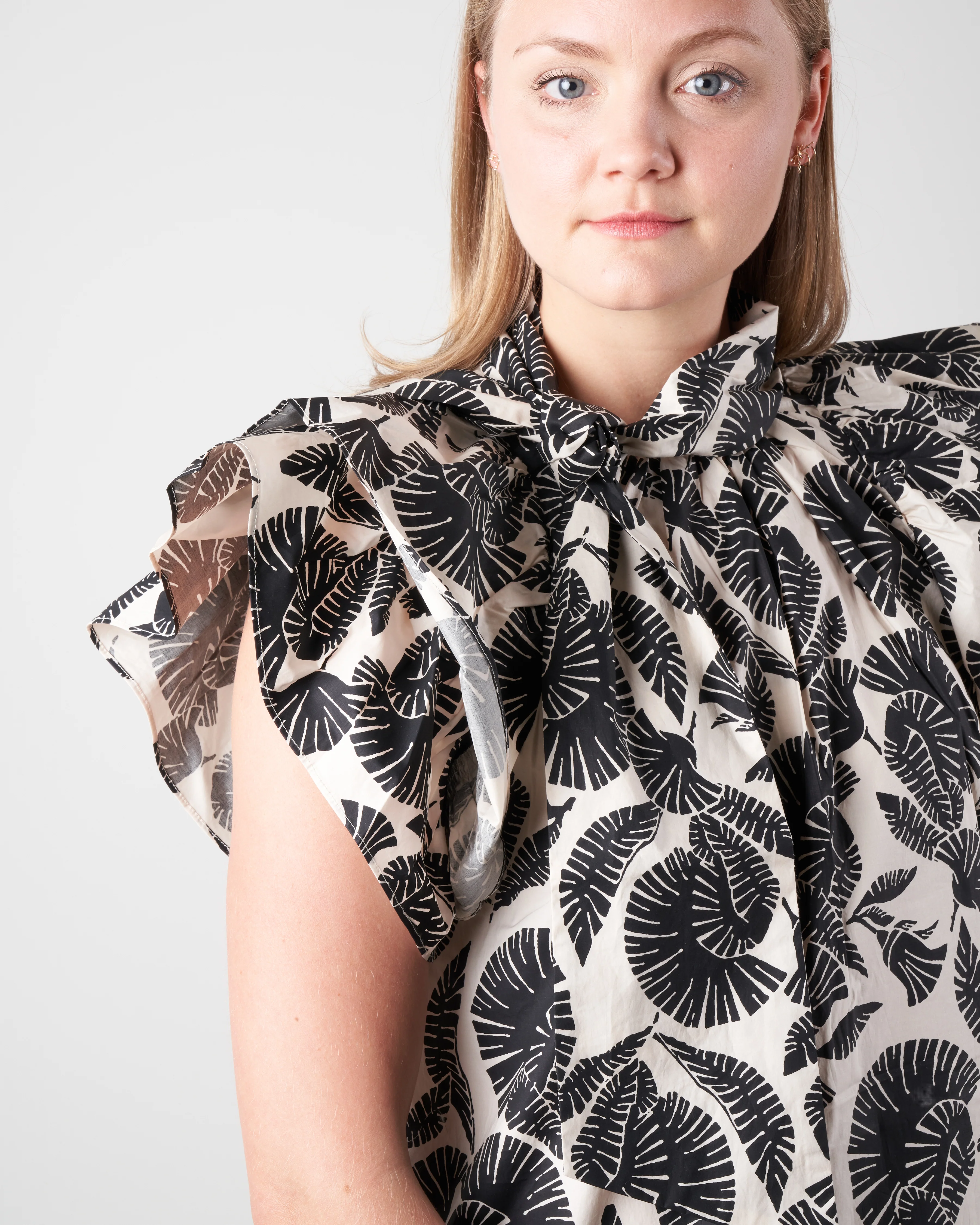 ruffle sleeve dress - ivory - Image 6