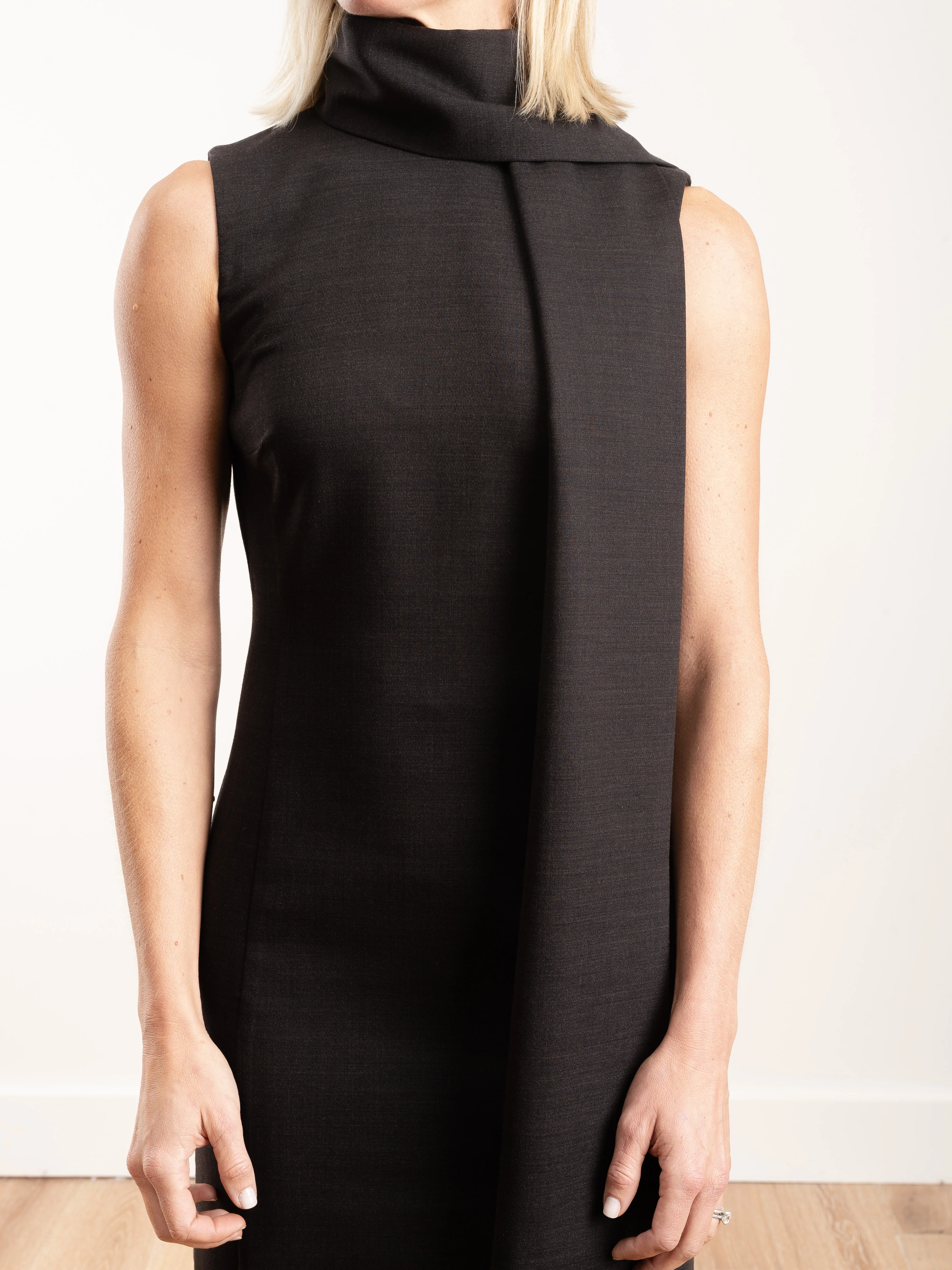 shift dress with detachable bow - Image 5