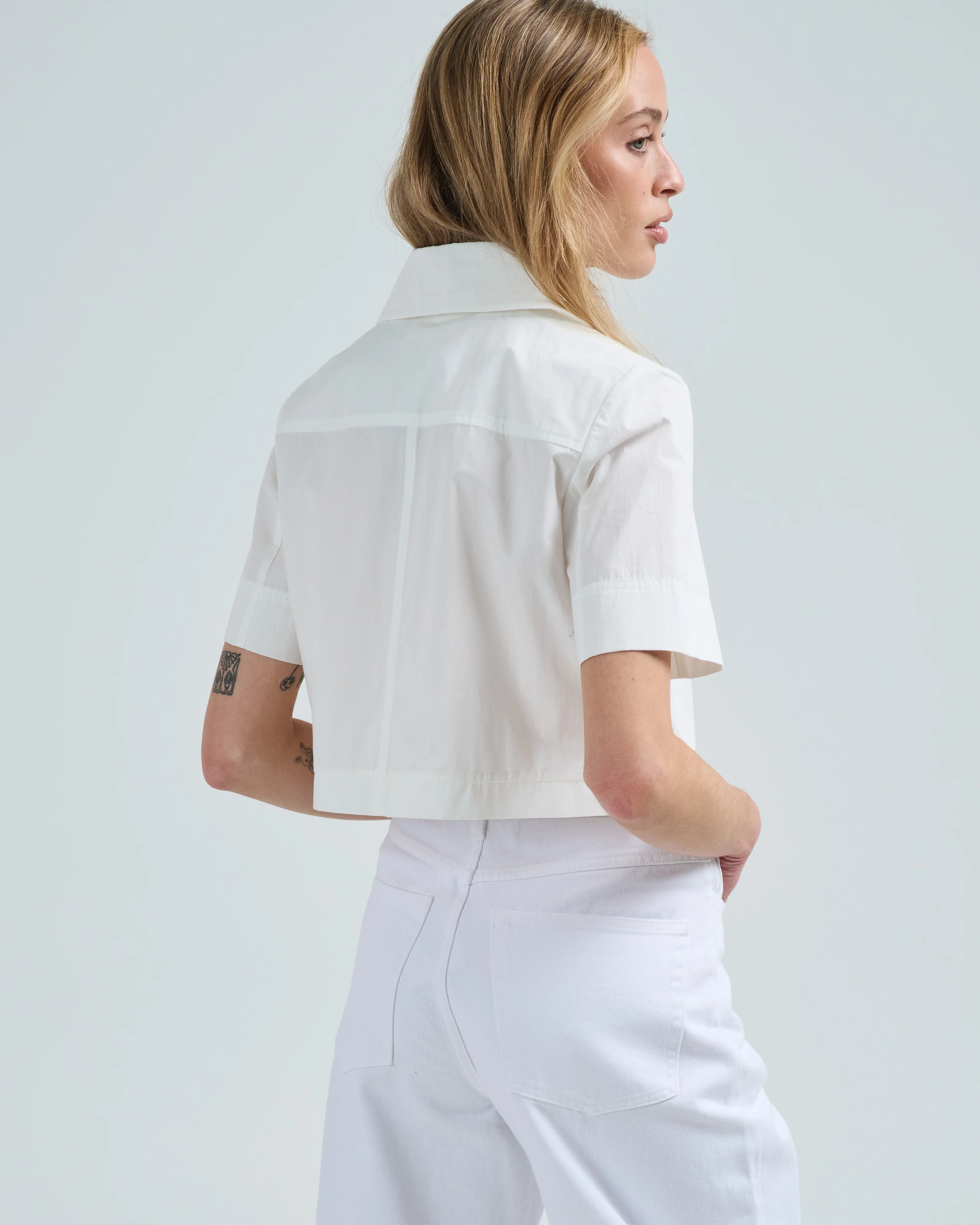 short sleeve button up top - Image 4
