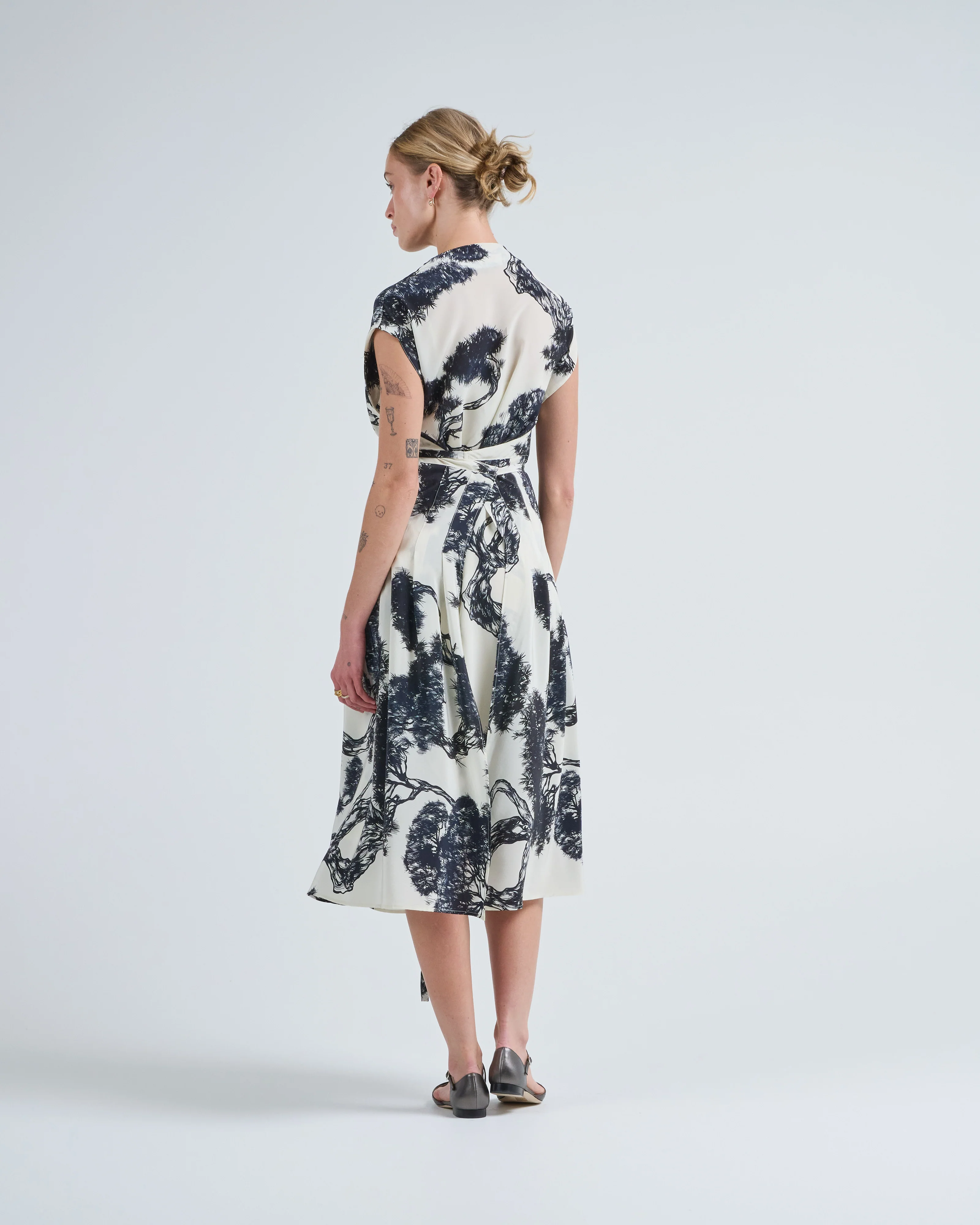 silk dress - Image 5