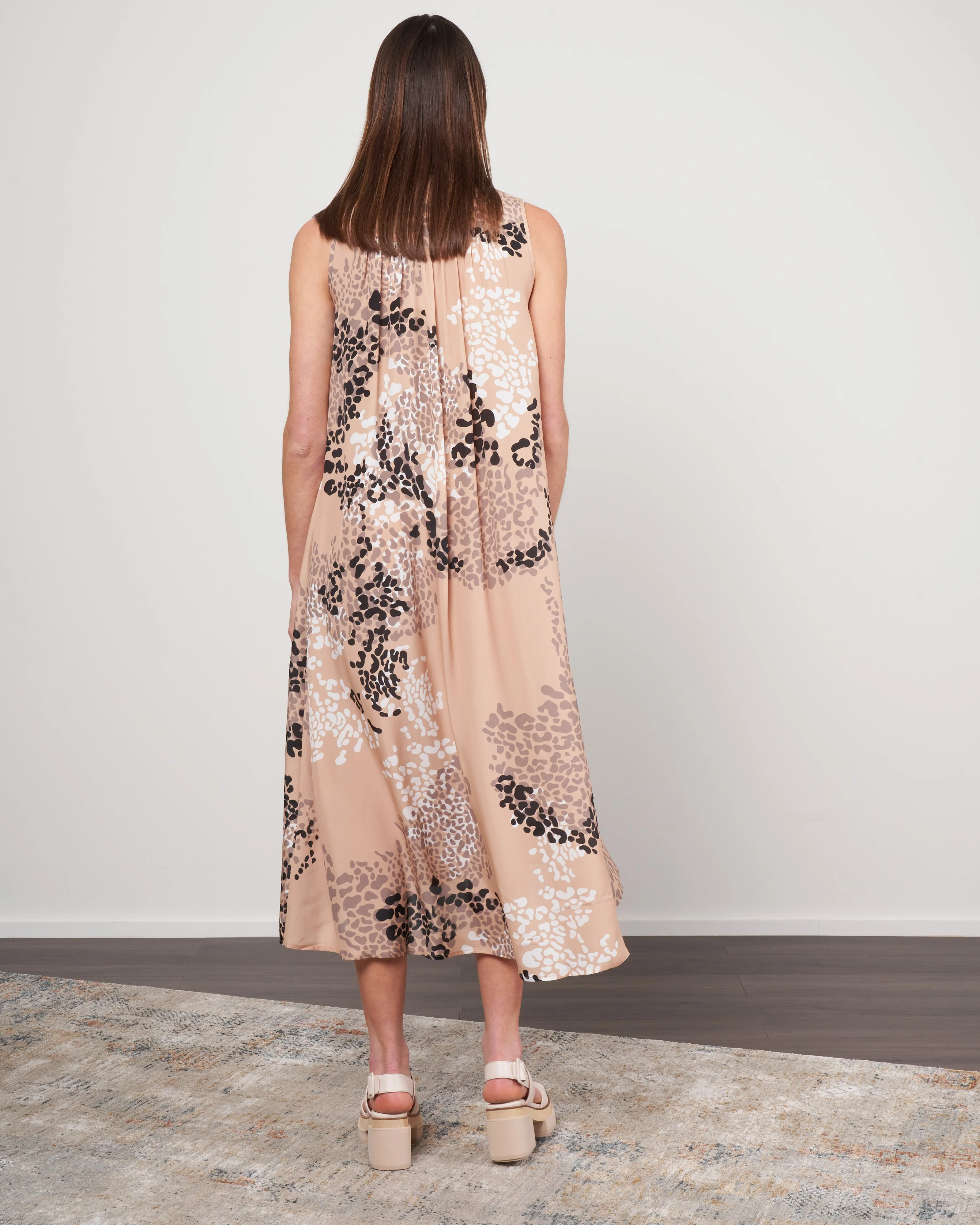 silk/rayon floral dress - 004 camel - Image 3
