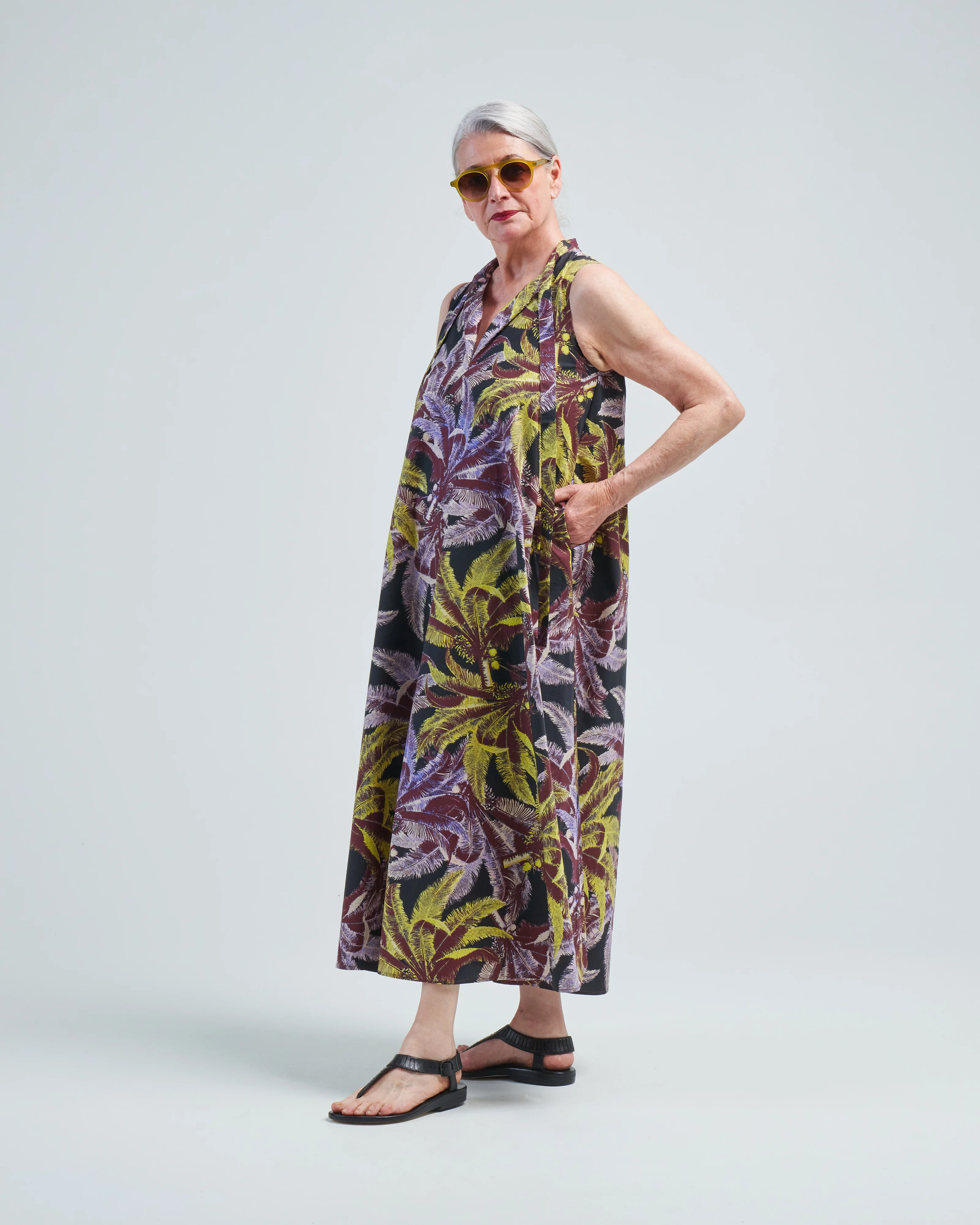 sleeveless printed dress - Image 3