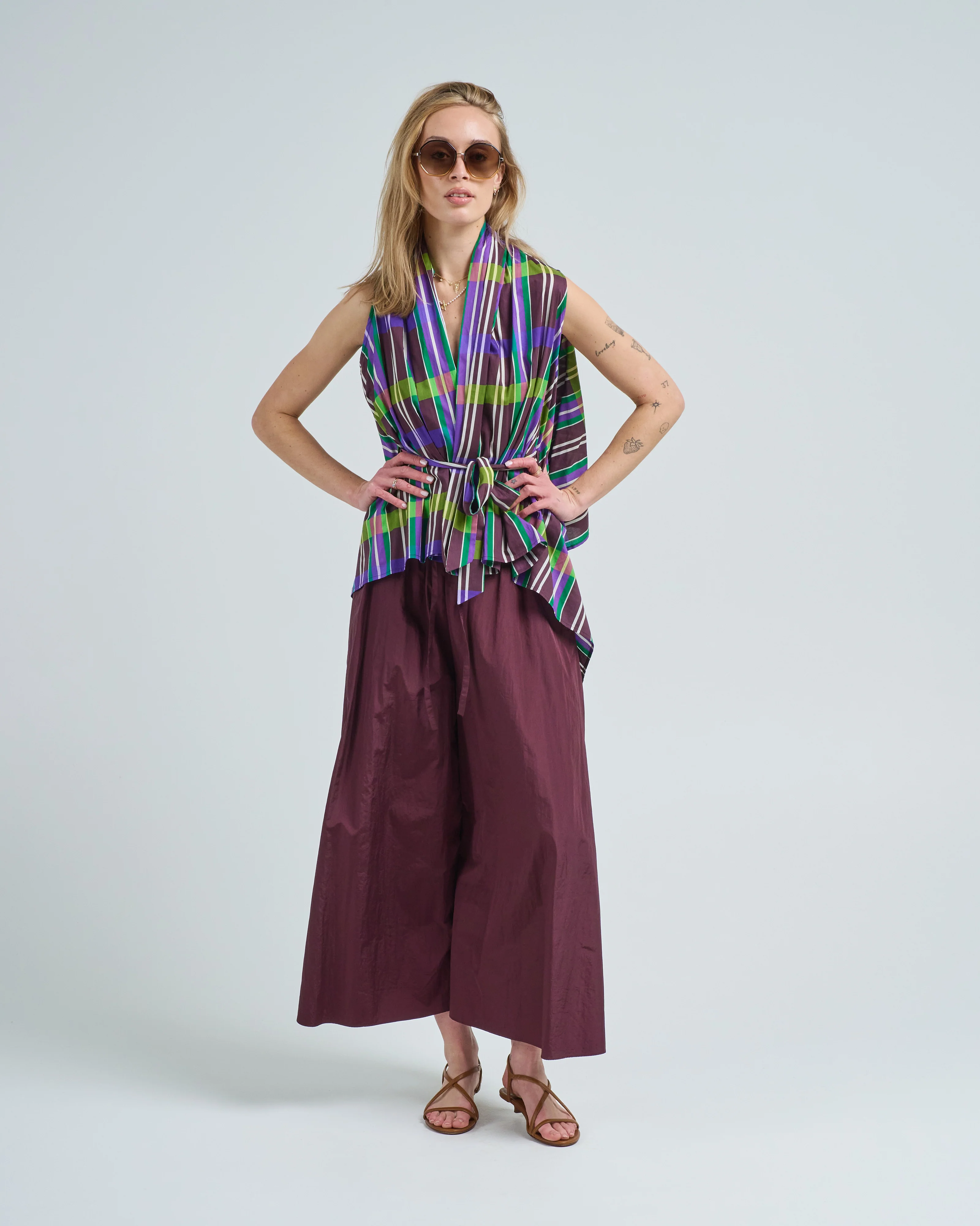 sleeveless tie front top - Image 2