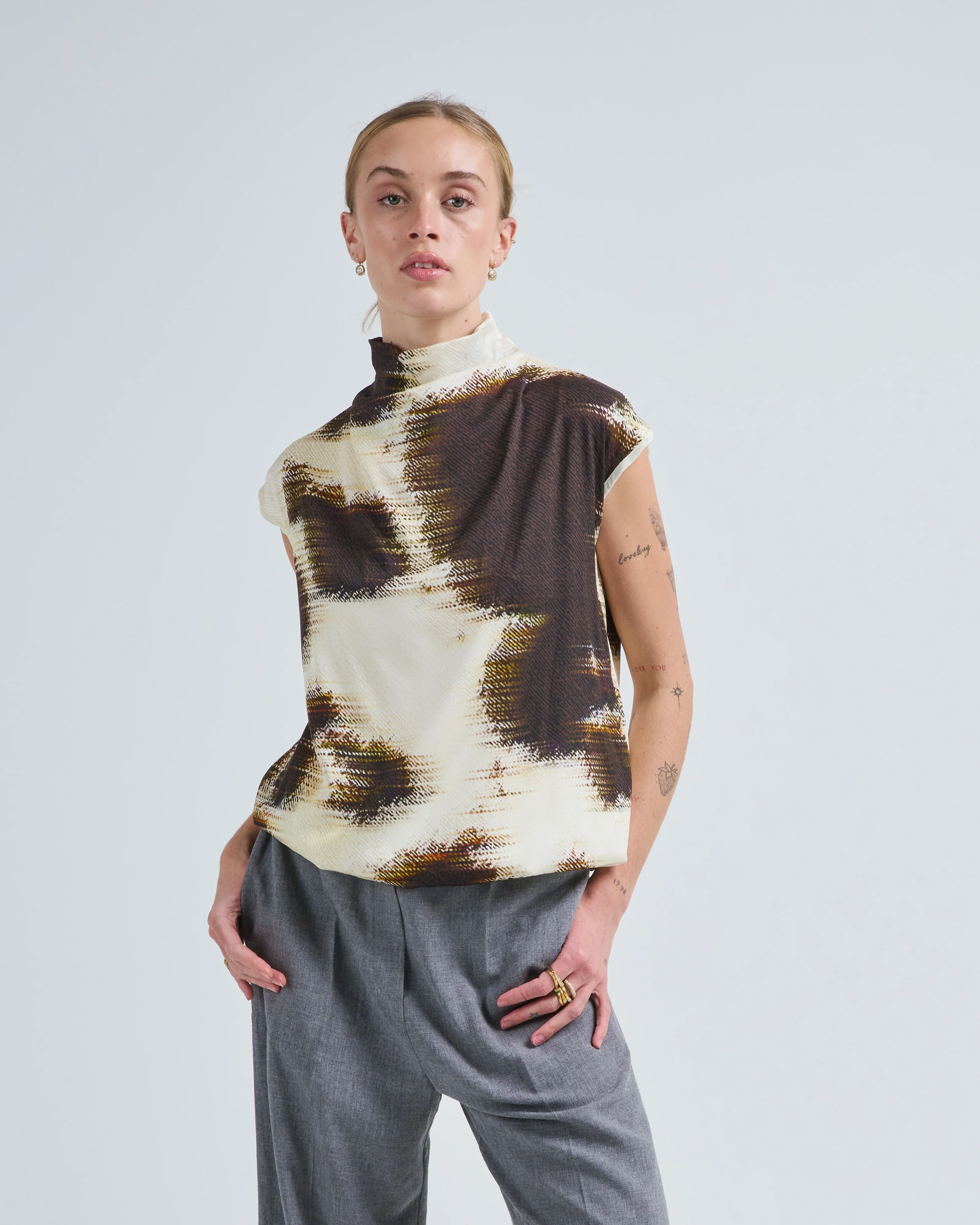 sleeveless top - Image 3
