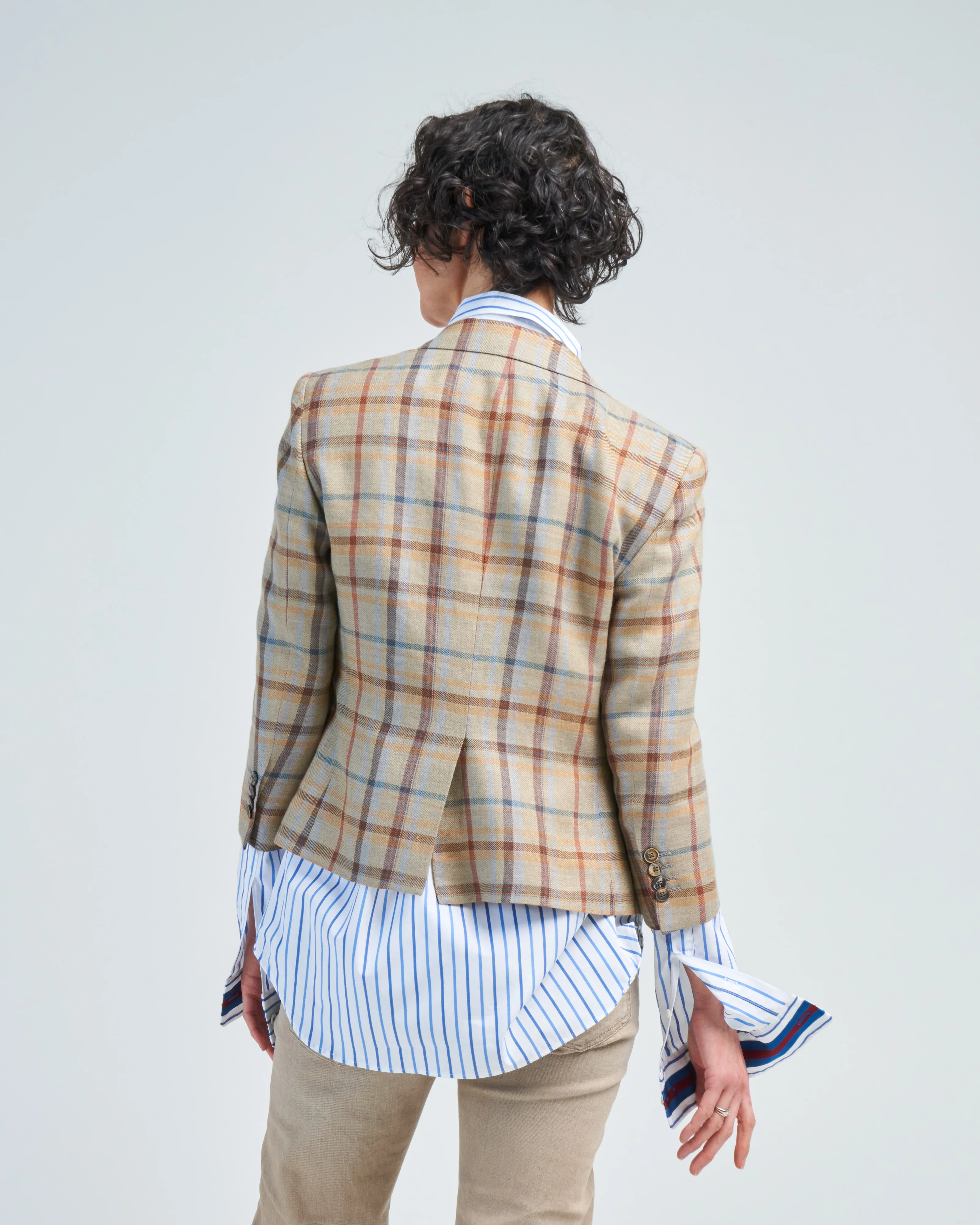 beata jacket - Image 4