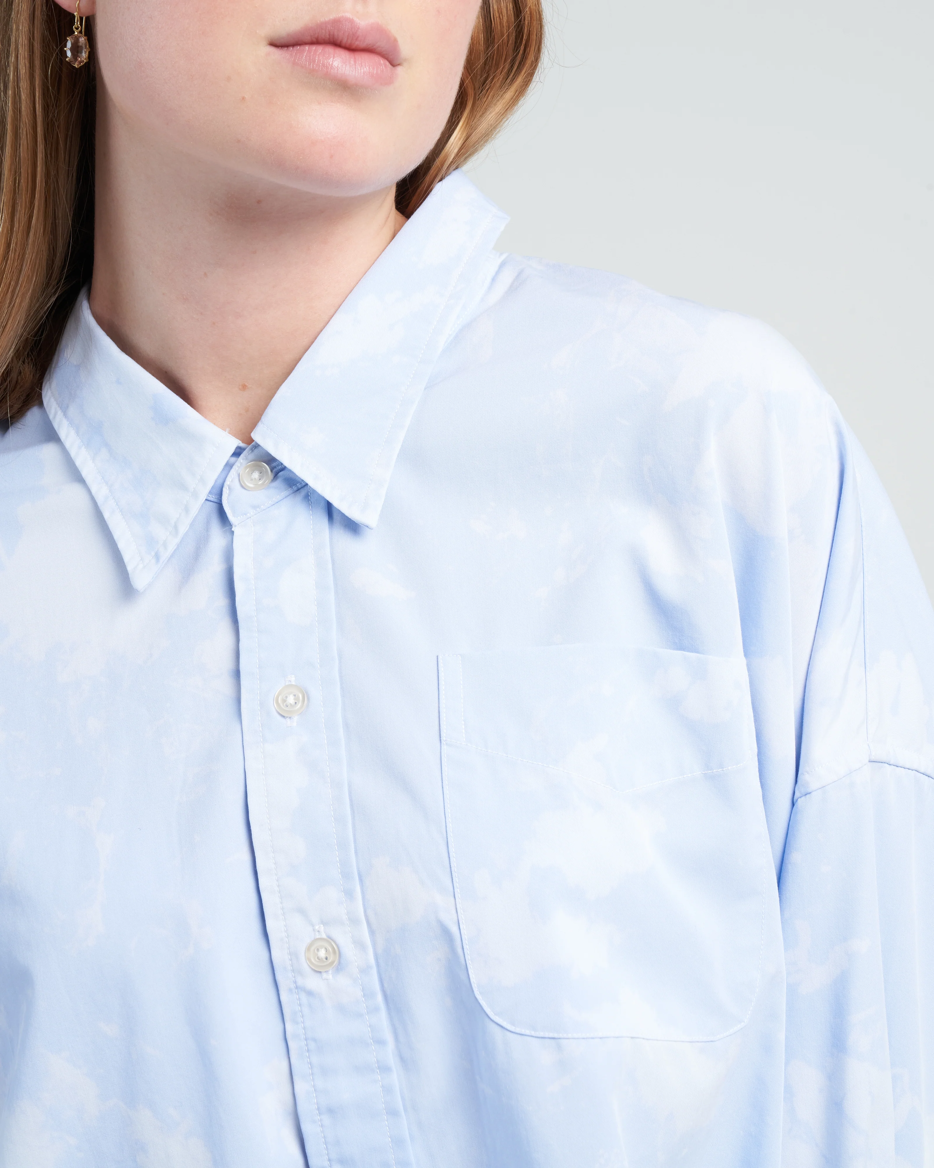 drop neck cropped shirt - cloudy blue - Image 5