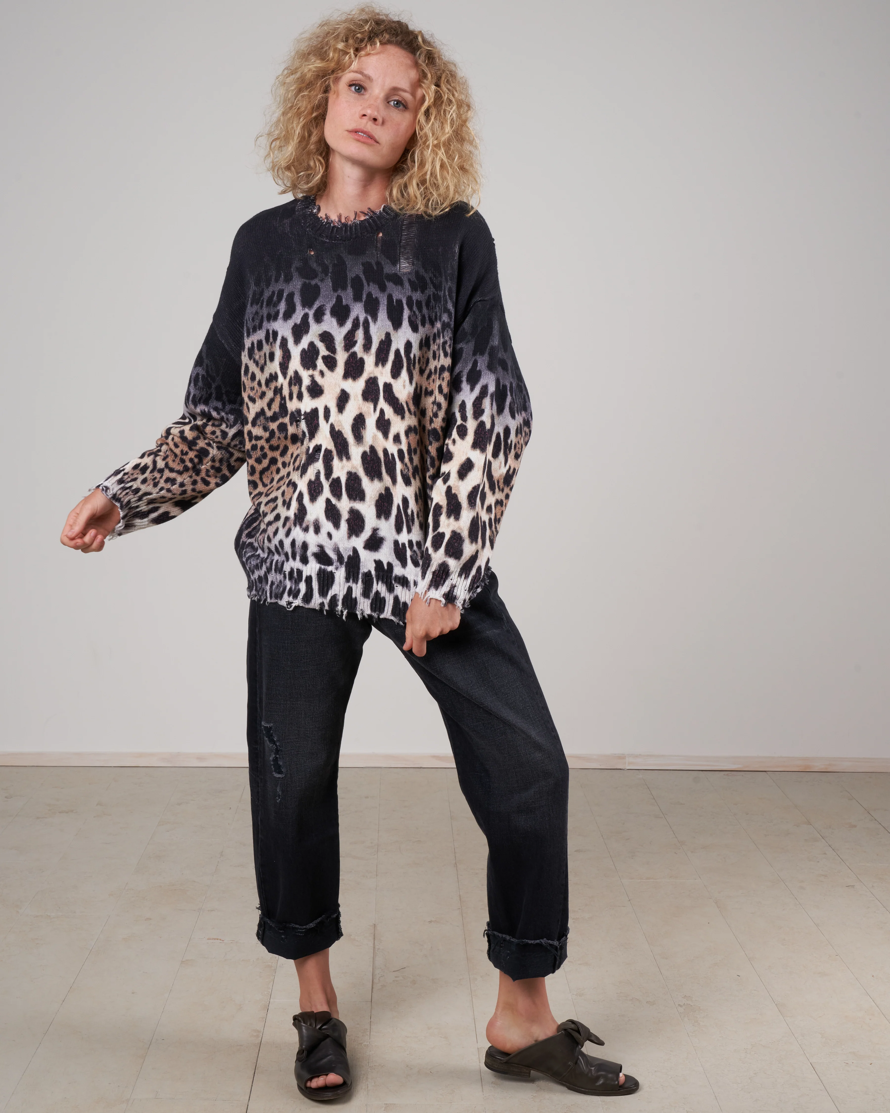 oversize sweater - faded leopard - Image 2